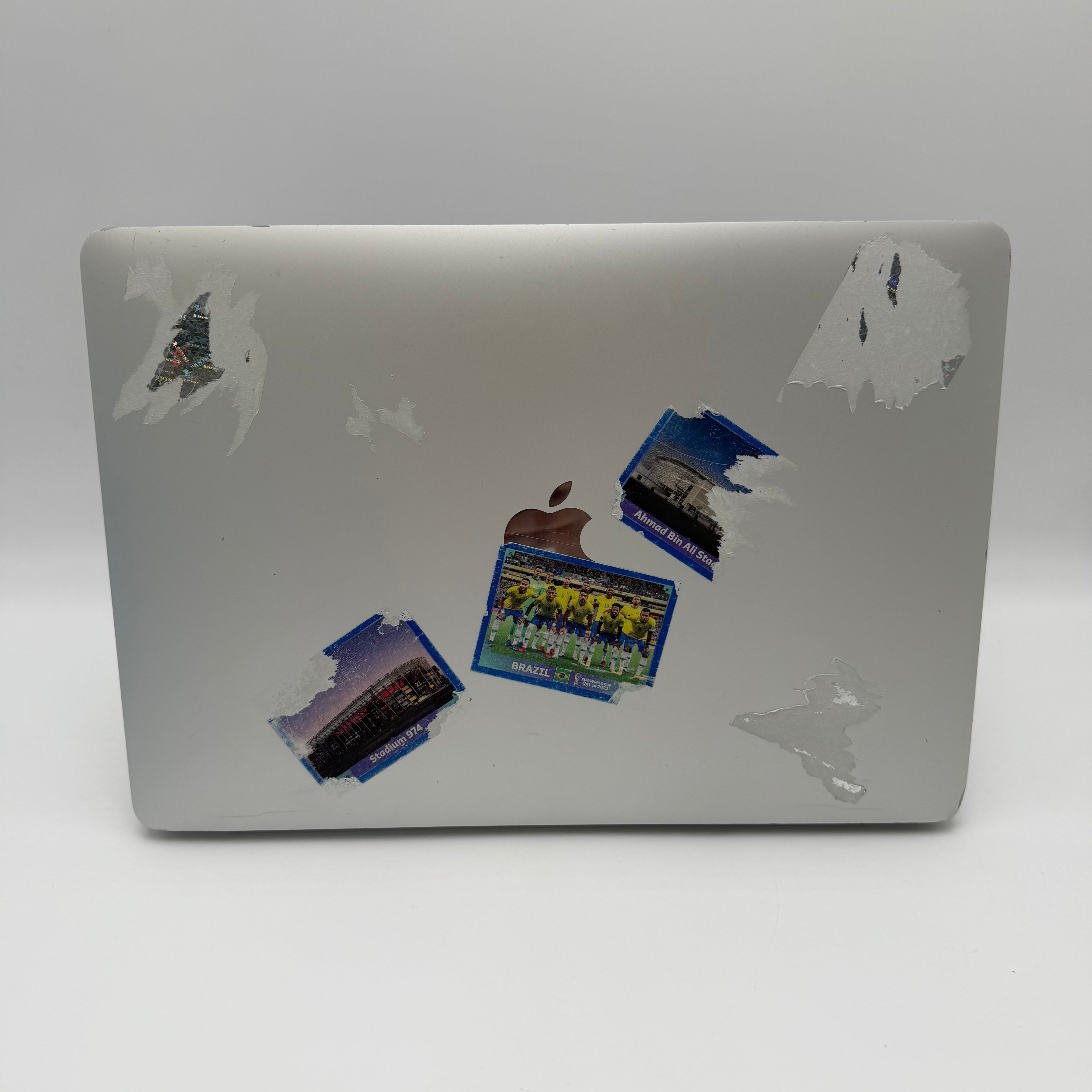 Apple MacBook Pro 13" 2020 - A2338 - M1 8-Core 3.20GHz -8GB - 256GB SSD Read