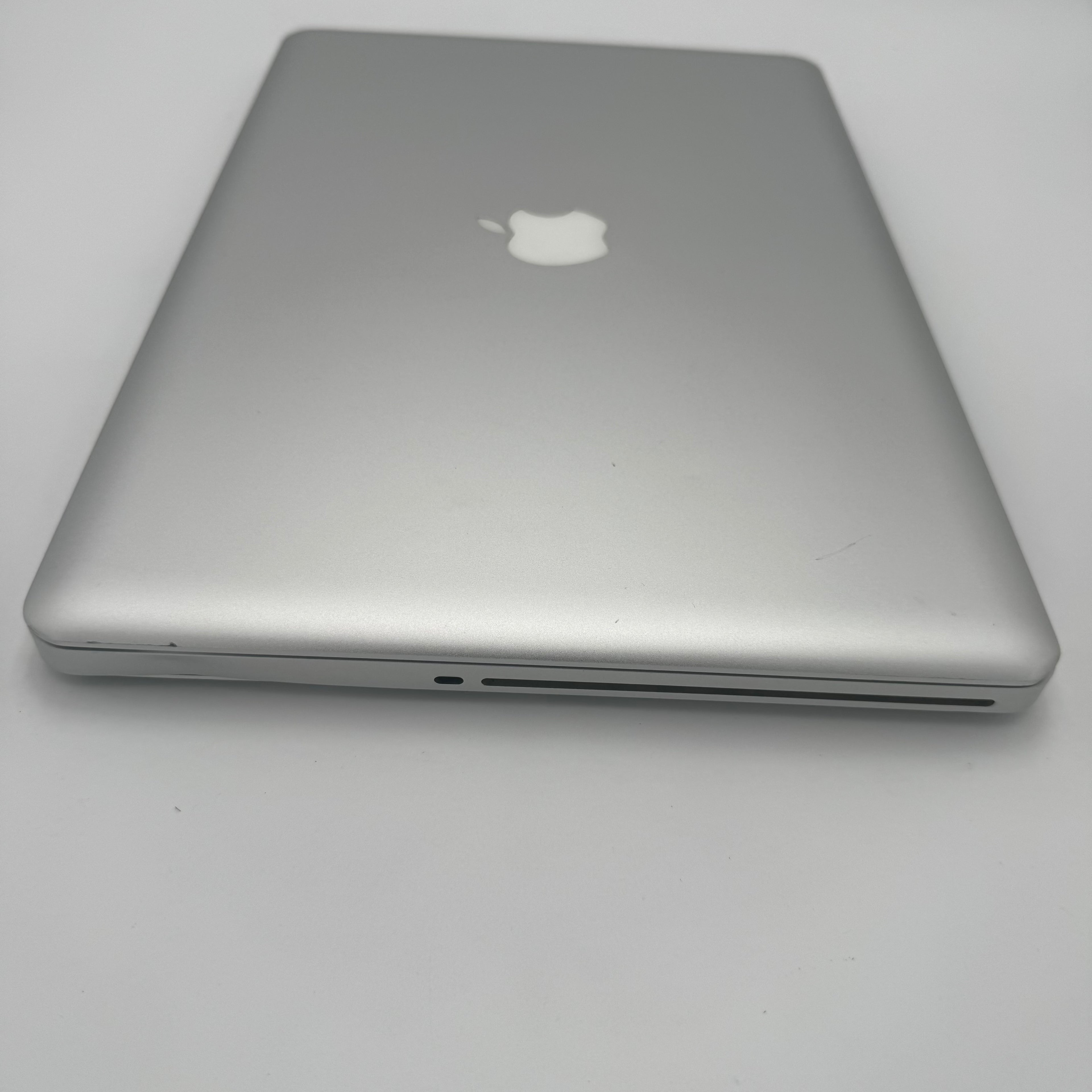 Apple MacBook Pro A1286 15-inch Core i7 4GB RAM 500GB Silver 2012
