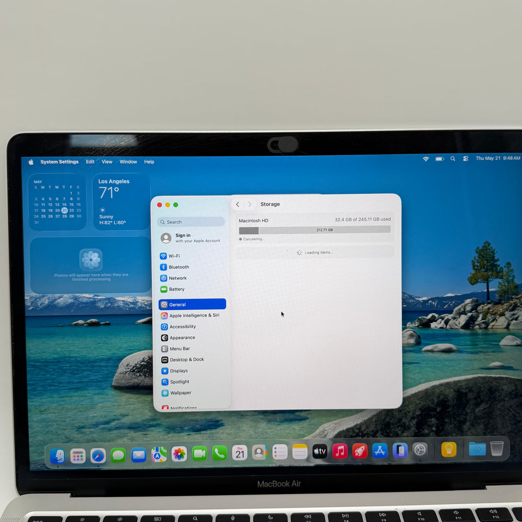 2020 Apple MacBook Air 13.3" M1 7C GPU 3.2GHz 8GB RAM 256GB SSD A2337