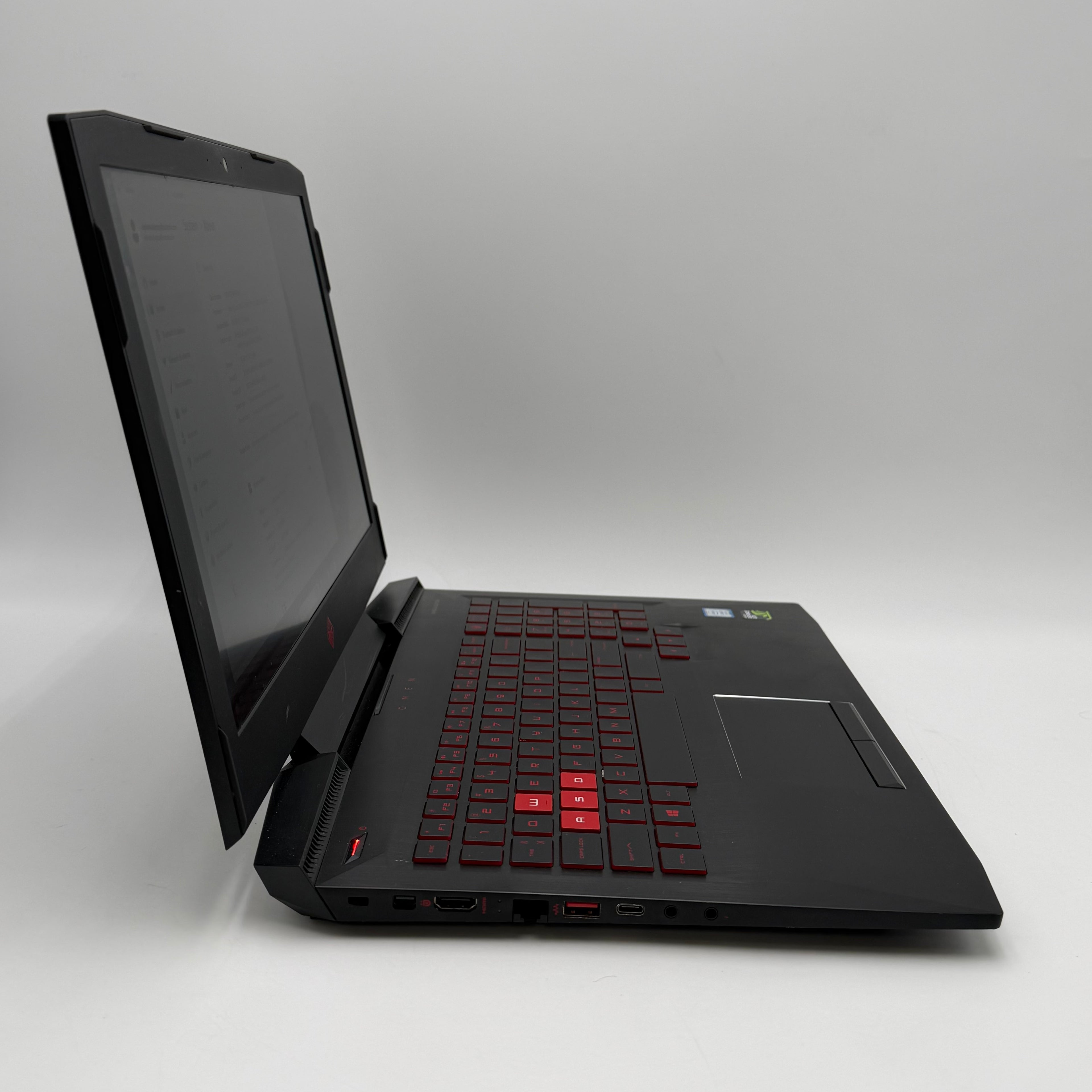 HP Omen 15-ce0011dx 15-inch Core i7 16GB 1TB Black Laptop w/ Charger