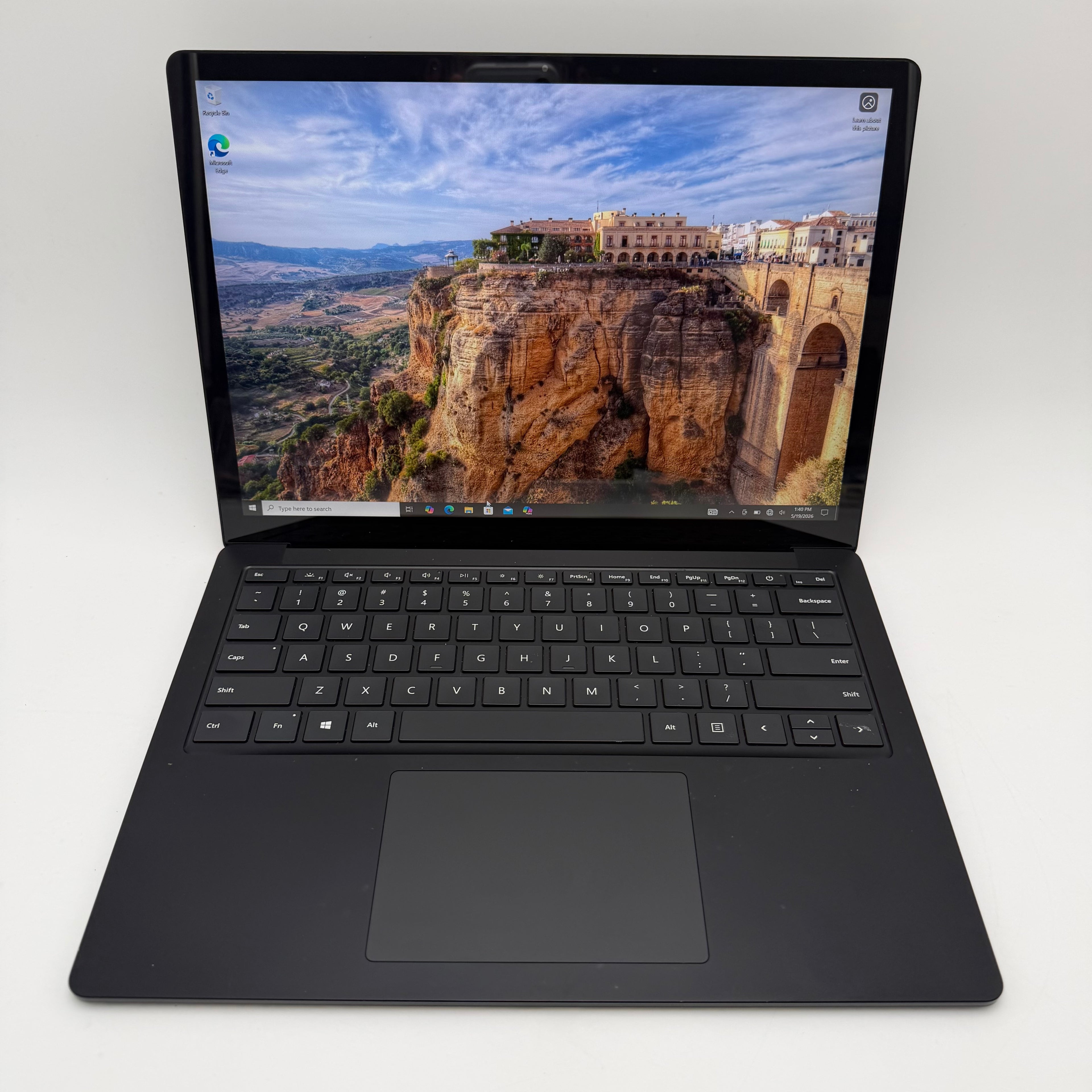 Microsoft Surface Laptop 4 1951 13" Intel Core i7-1185G7 11th gen 3.00 GHz 16GB RAM 256GB