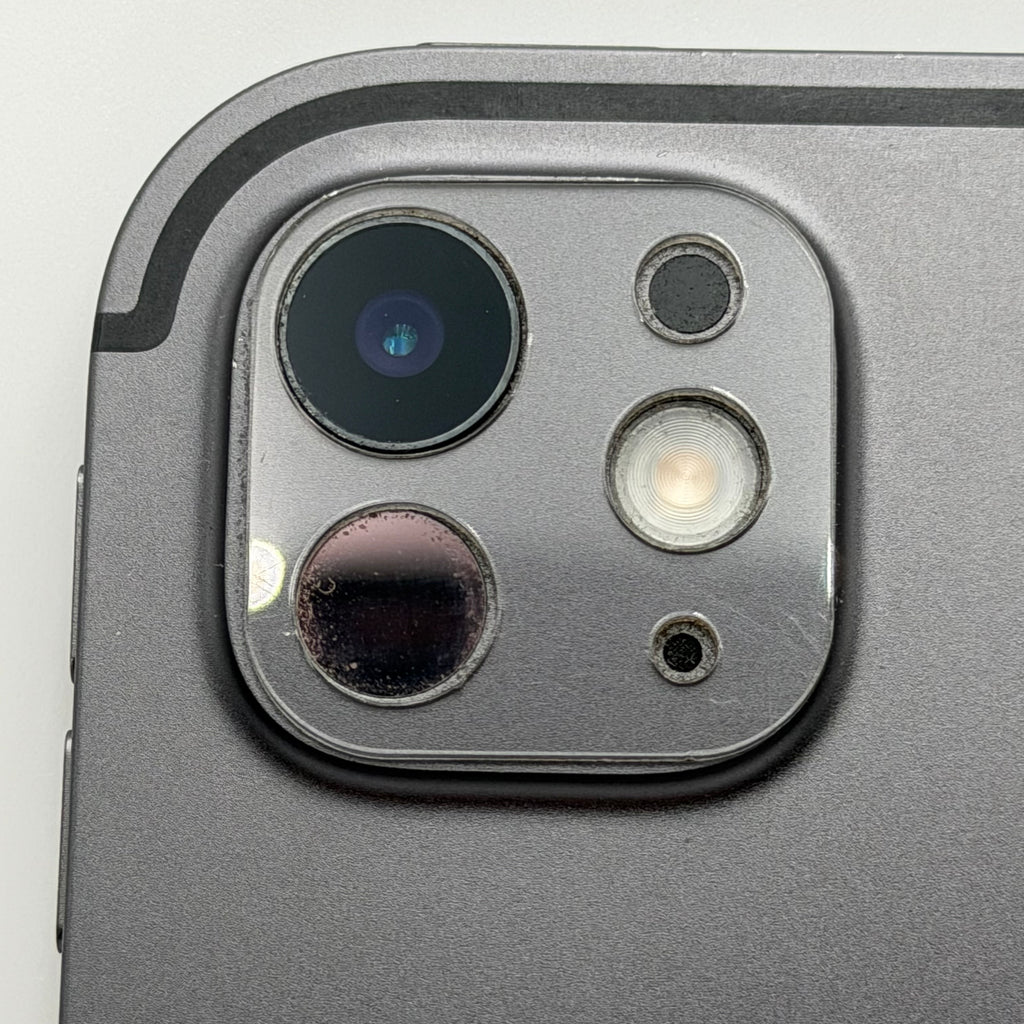 Apple iPad Pro 13" M4 A2926 256GB WiFi + Cellular Unlocked -Read