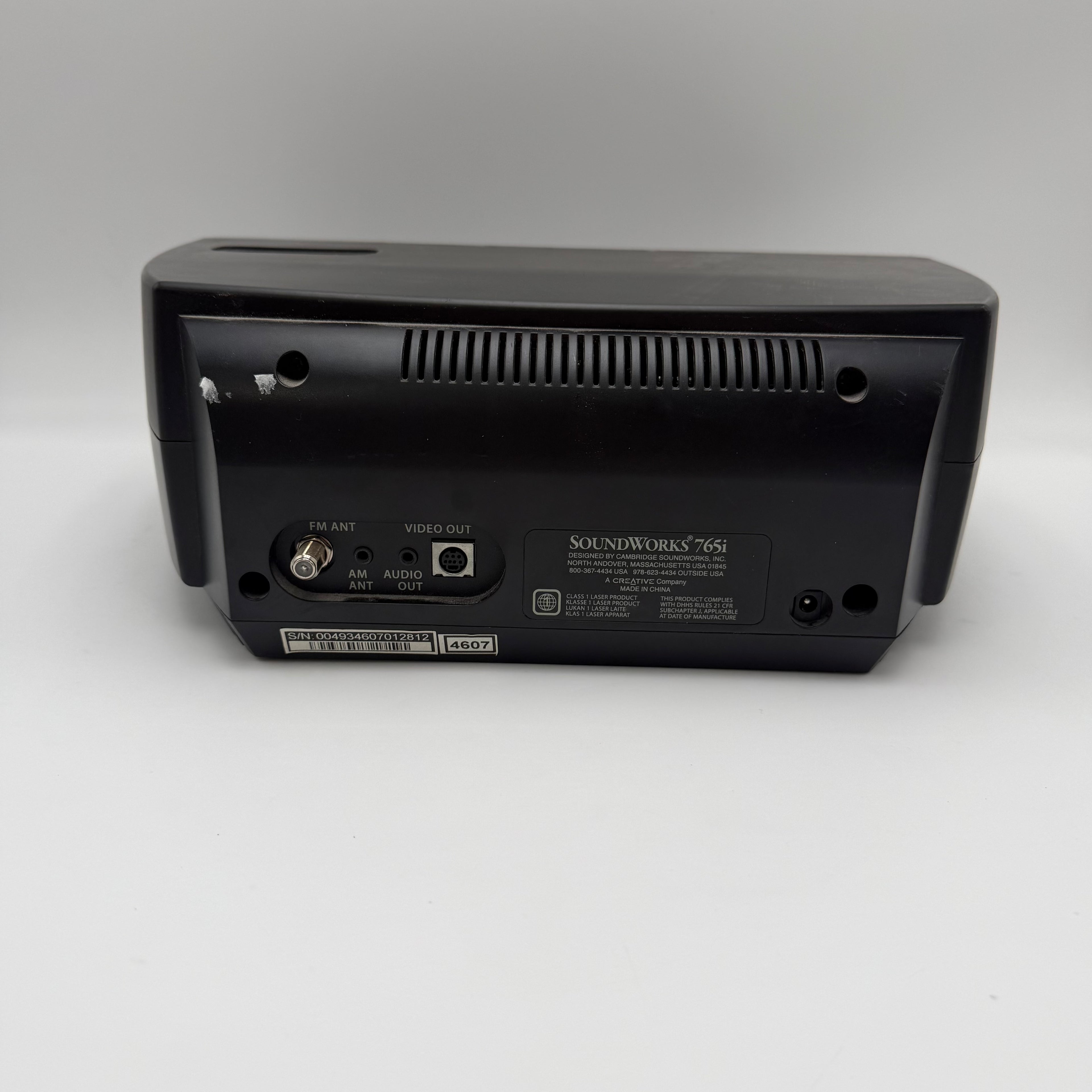 Cambridge Soundworks 765i CD AM/FM iPod Port Clock Speaker - Black