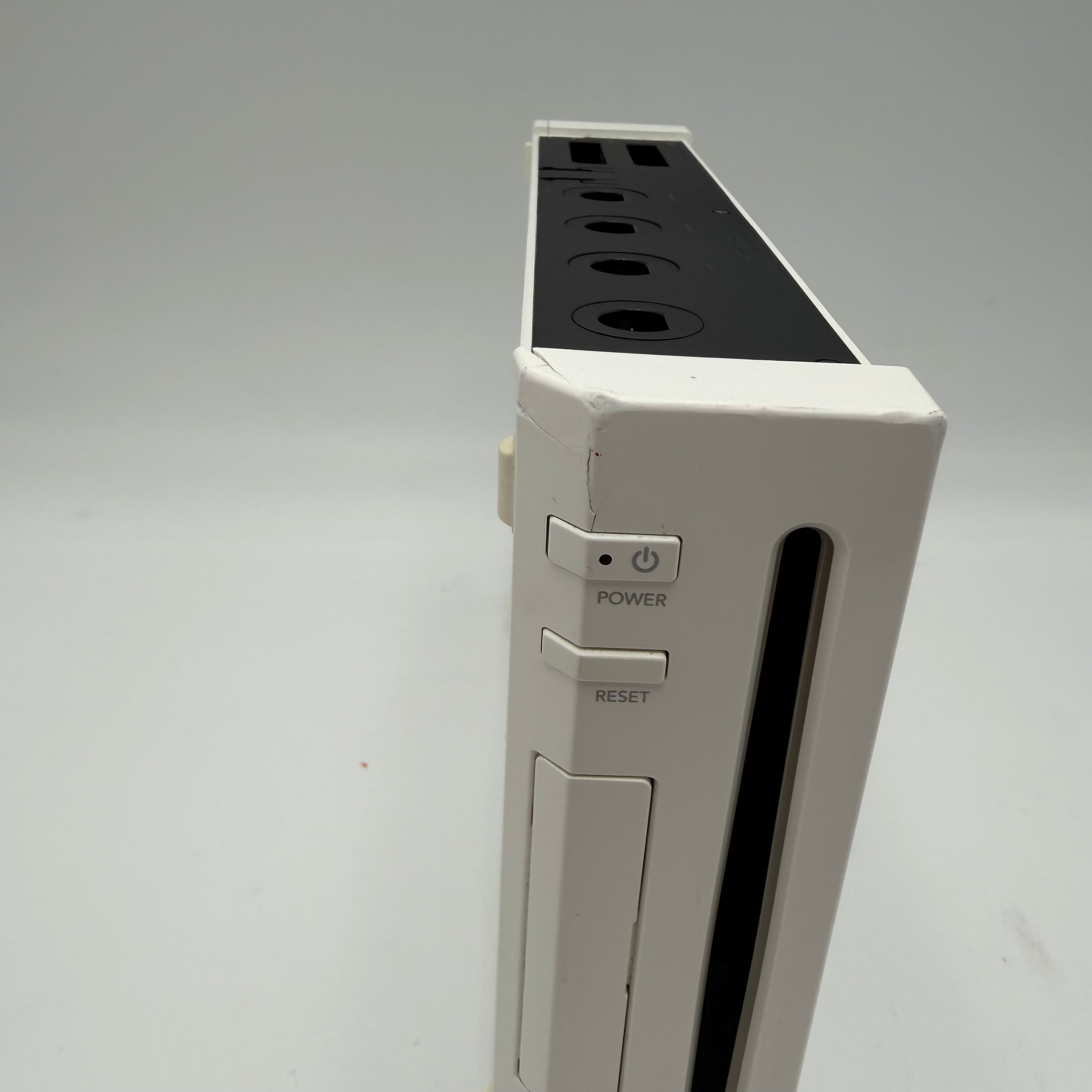 Nintendo Wii RVL-001 2006 with 3 Controllers and Cables