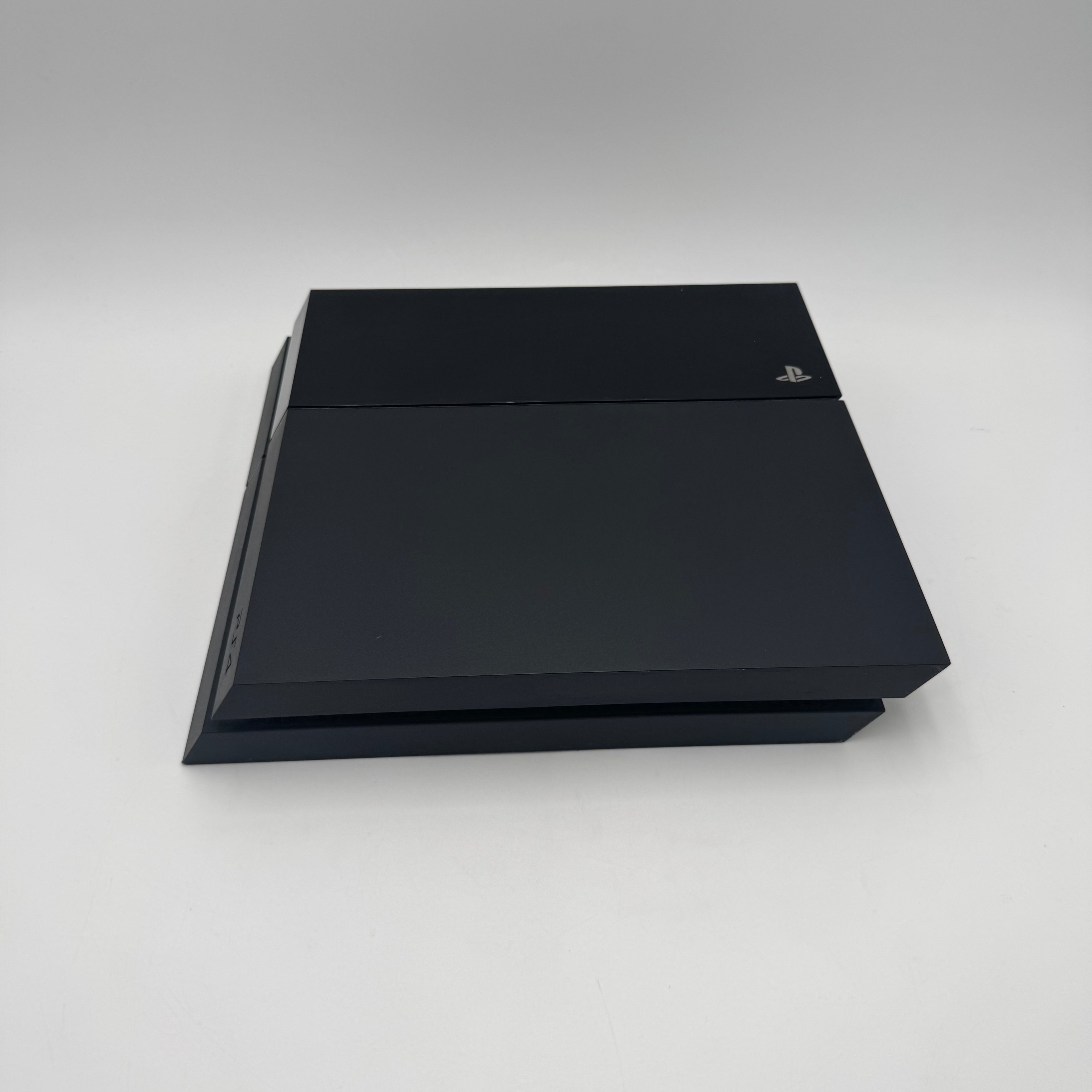 Sony PlayStation 4 PS4 Slim 500GB CUH-2215B Gaming Console w/ 1 Wireless Controller
