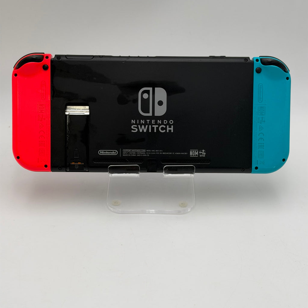 Nintendo Switch Nintendo Switch - Used - A Console