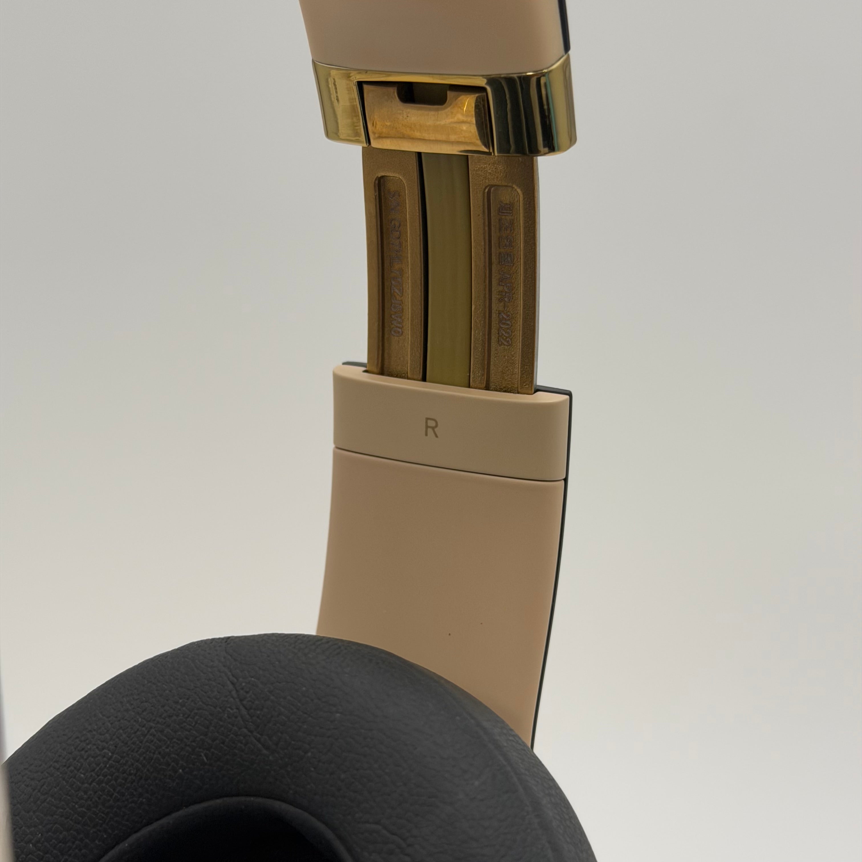 Beats by Dr. Dre Studio3 Wireless Bluetooth Headphones