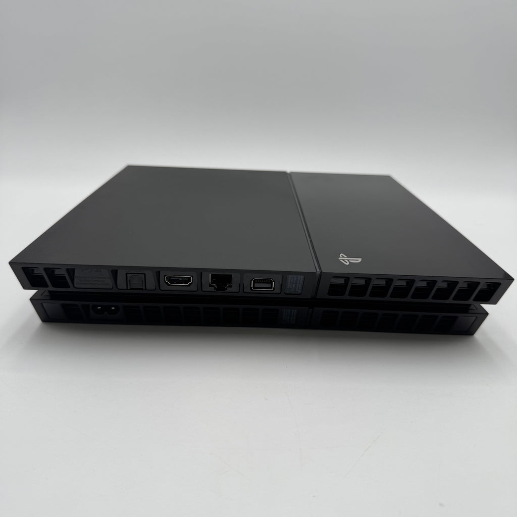 Sony PlayStation 4 PS4 w/ controller CUH-1001A 500GB
