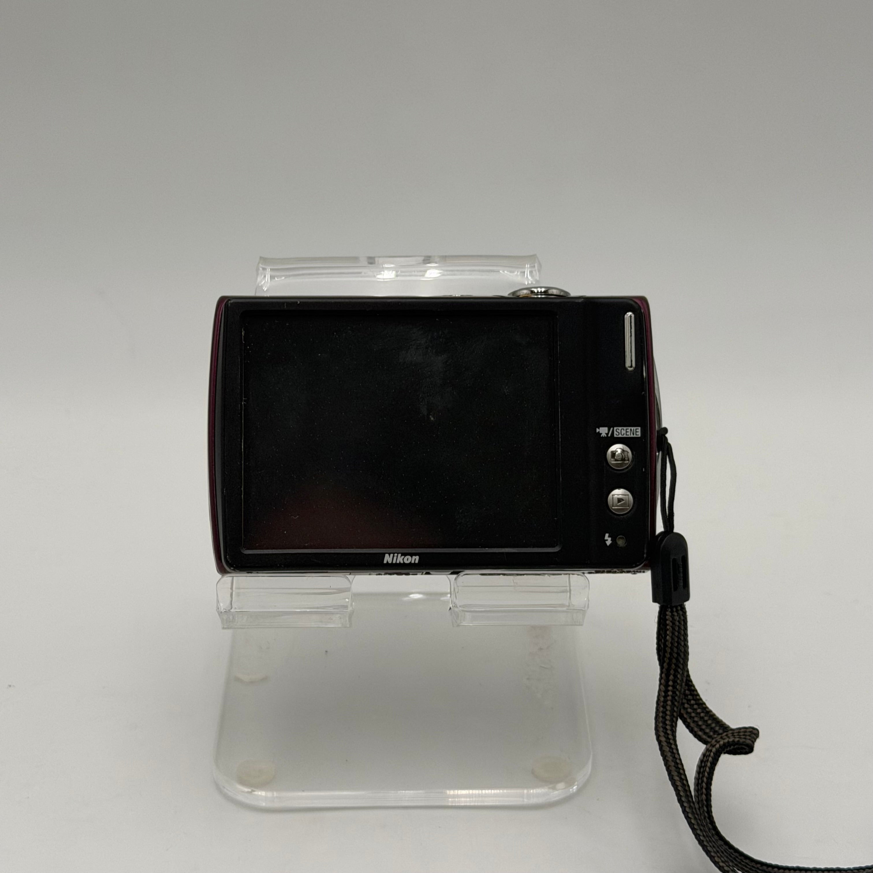 Nikon COOLPIX S230 10.0MP Compact Digital Touchscreen Camera Plum Untested No Charger
