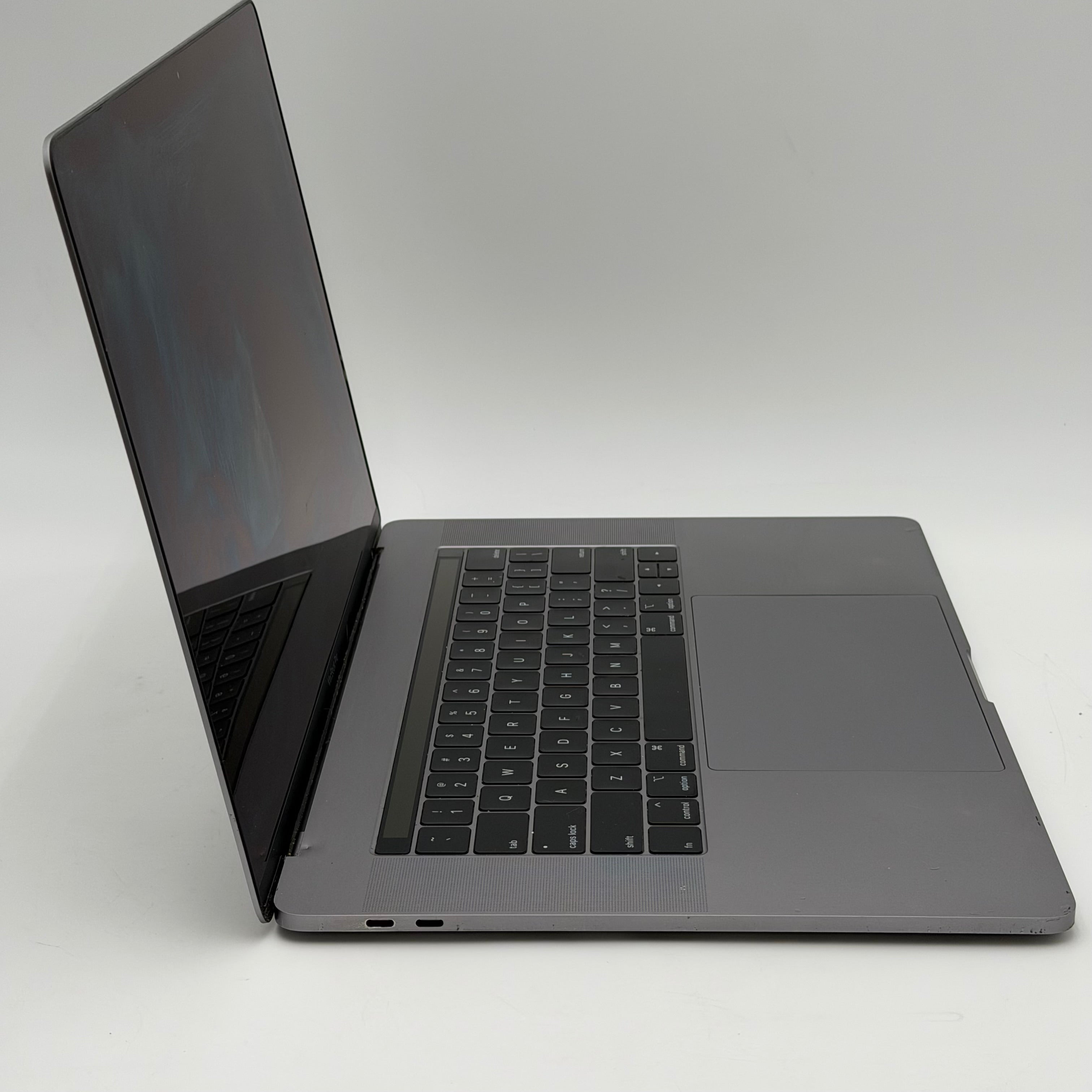 Apple MacBook Pro 15" A1990 2018 16GB RAM 512GB SSD Broken - NO Display - No power
