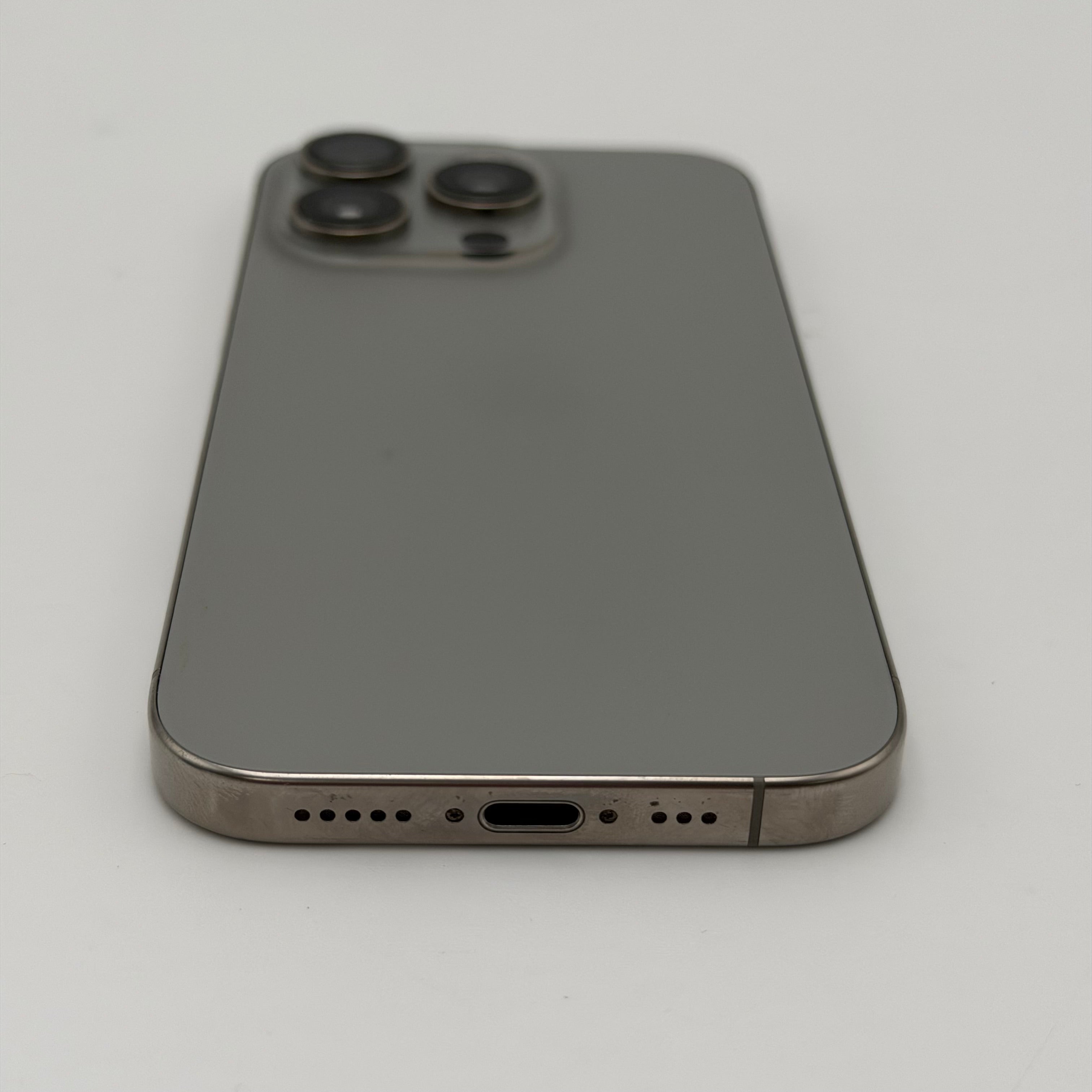 Apple iPhone 16 Pro A3083 128GB Black Titanium Boost Only
