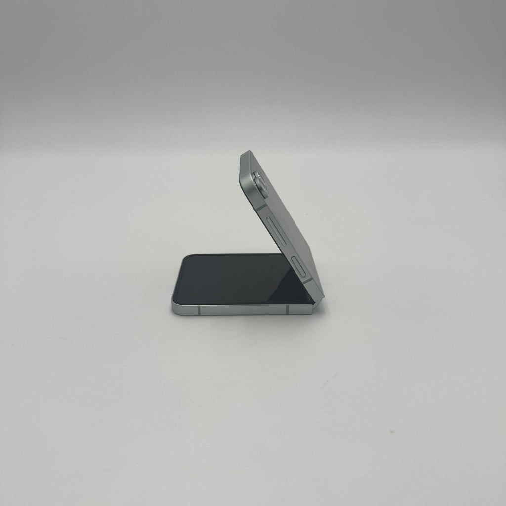 Samsung Galaxy Z Flip 6 512GB Unlocked Smartphone Green - Good Condition