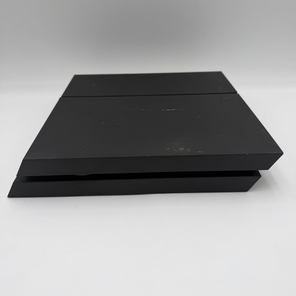 Sony PlayStation 4 CUH-1001A Console with Controller