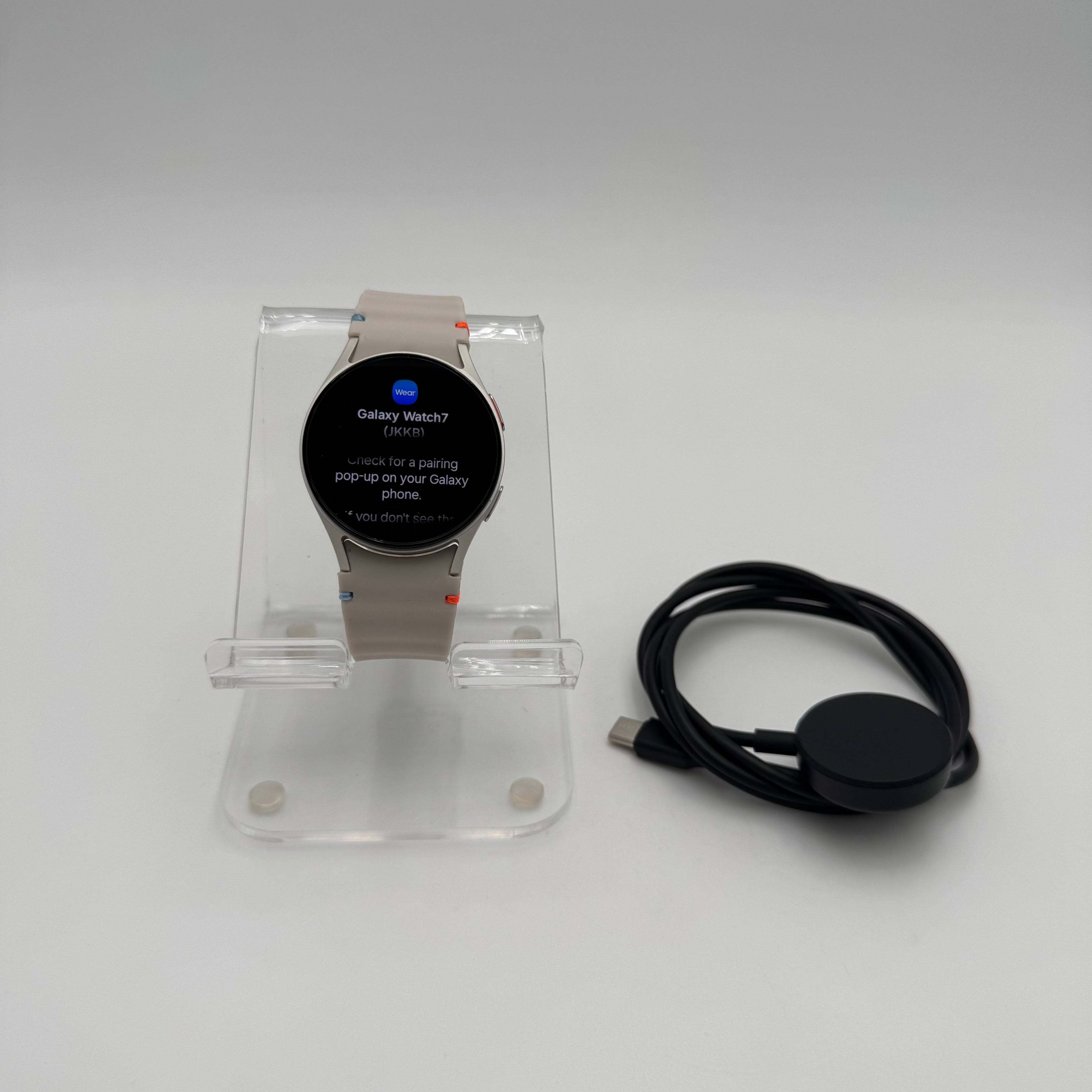Samsung Galaxy Watch 7 40mm GPS Only Unlocked Used A Gray