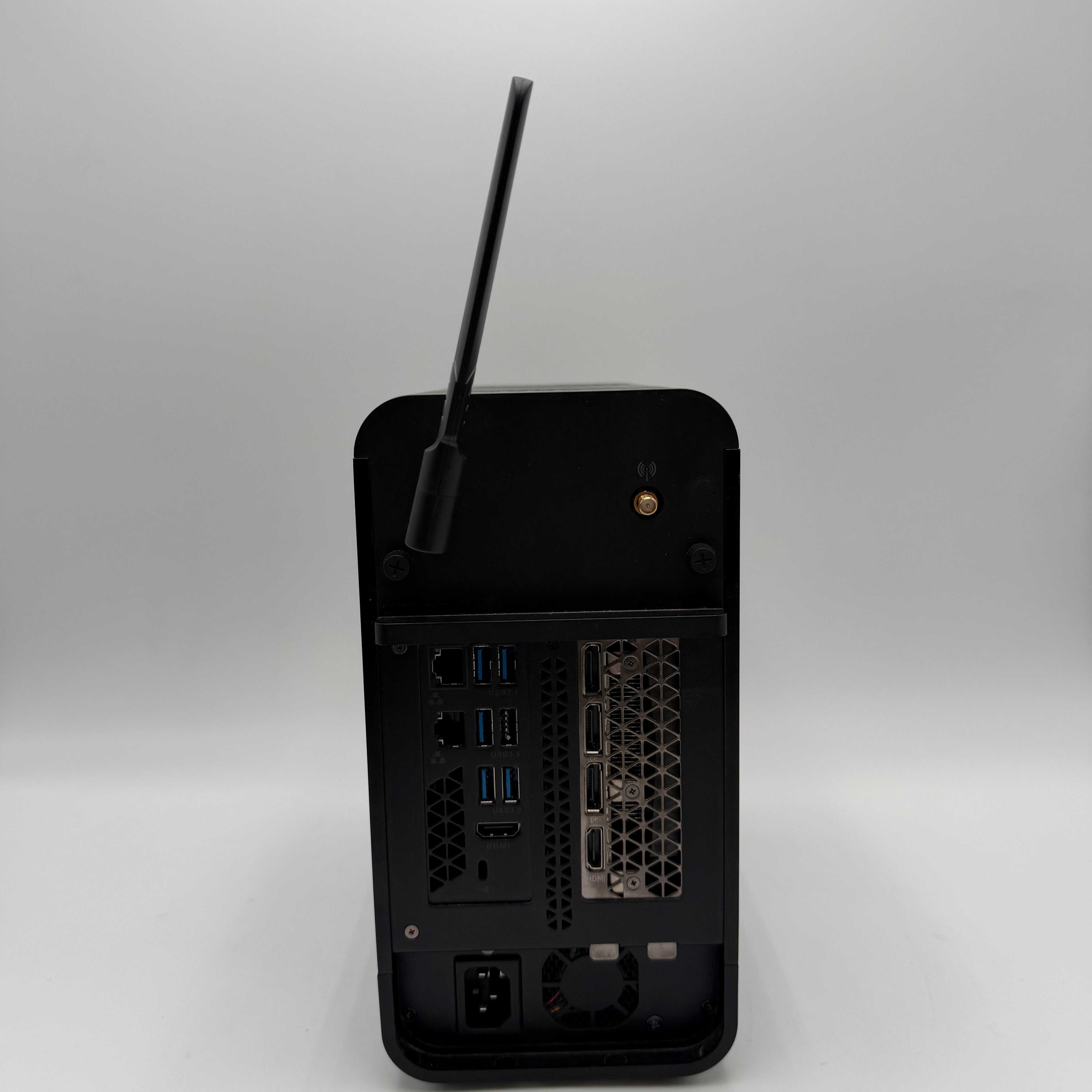 Zotac Zbox Magnus One 1TB 16GB Nvidia RTX 3060 ECM7307LH Mini PC - Read USB Port