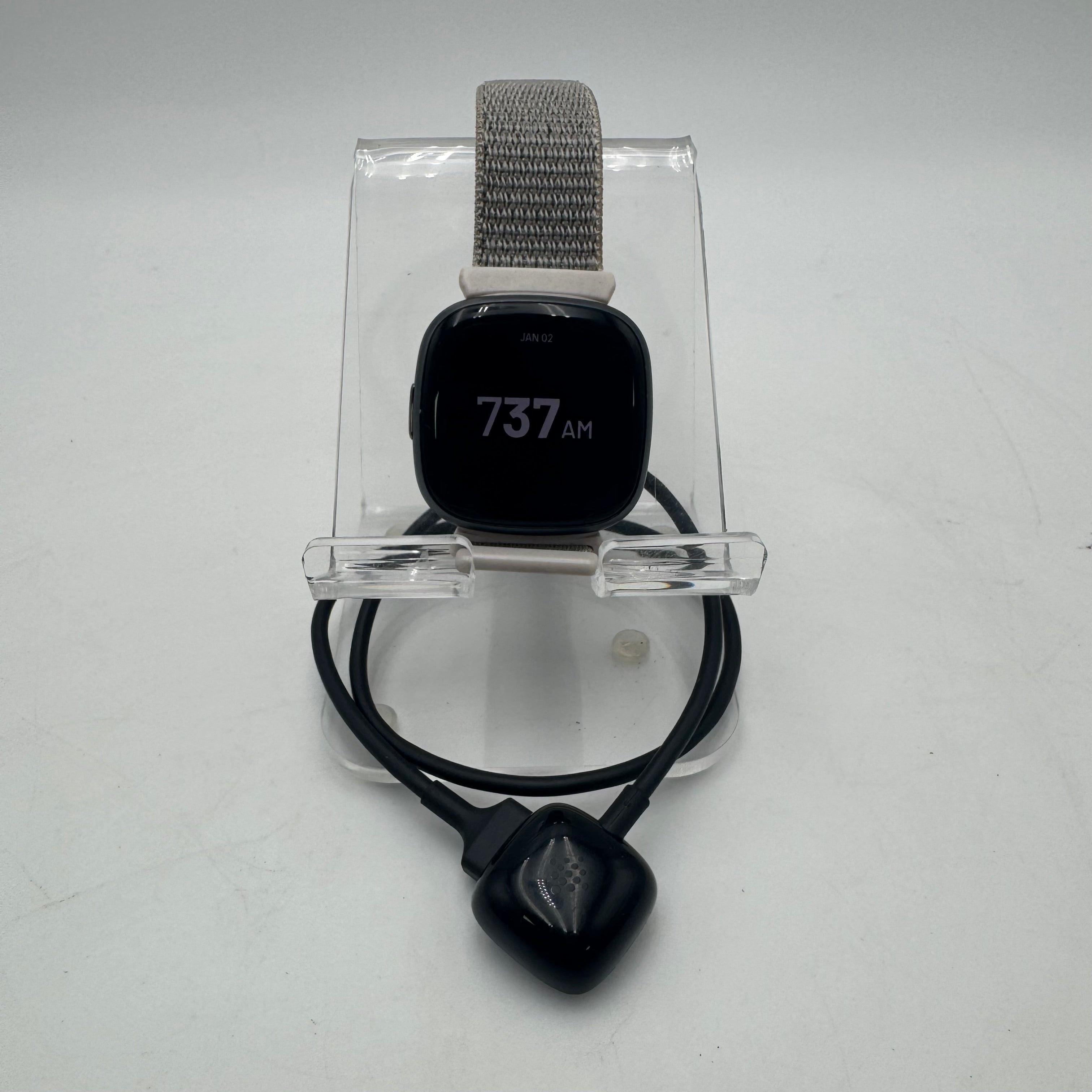Fitbit Versa 4 2022 Smart Watch 40mm Black Graphite Nylon Band GPS