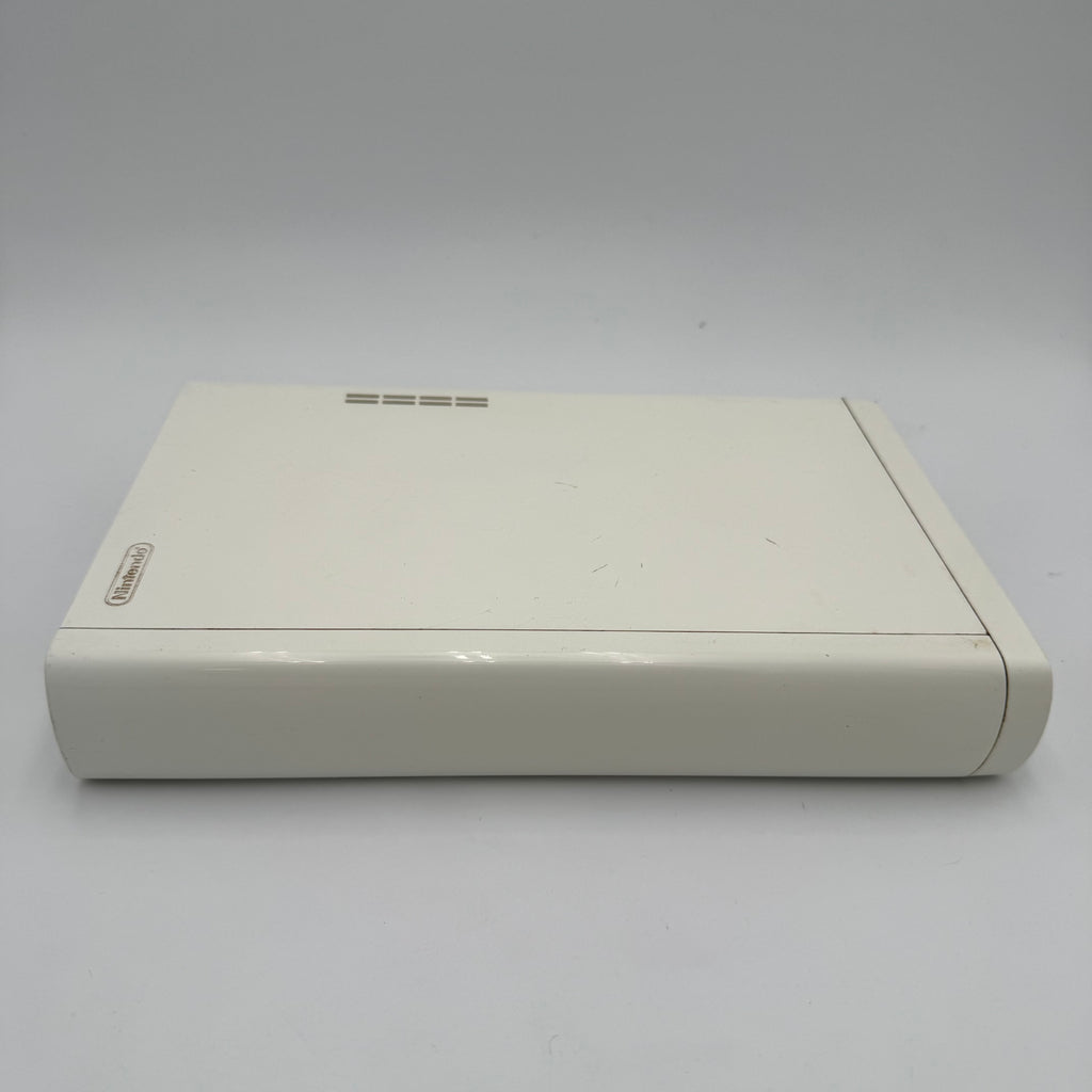 Nintendo Wii U 8GB White Console (WUP-001) NTSC-U - Untested - w Gamepad Controller - Complete Set