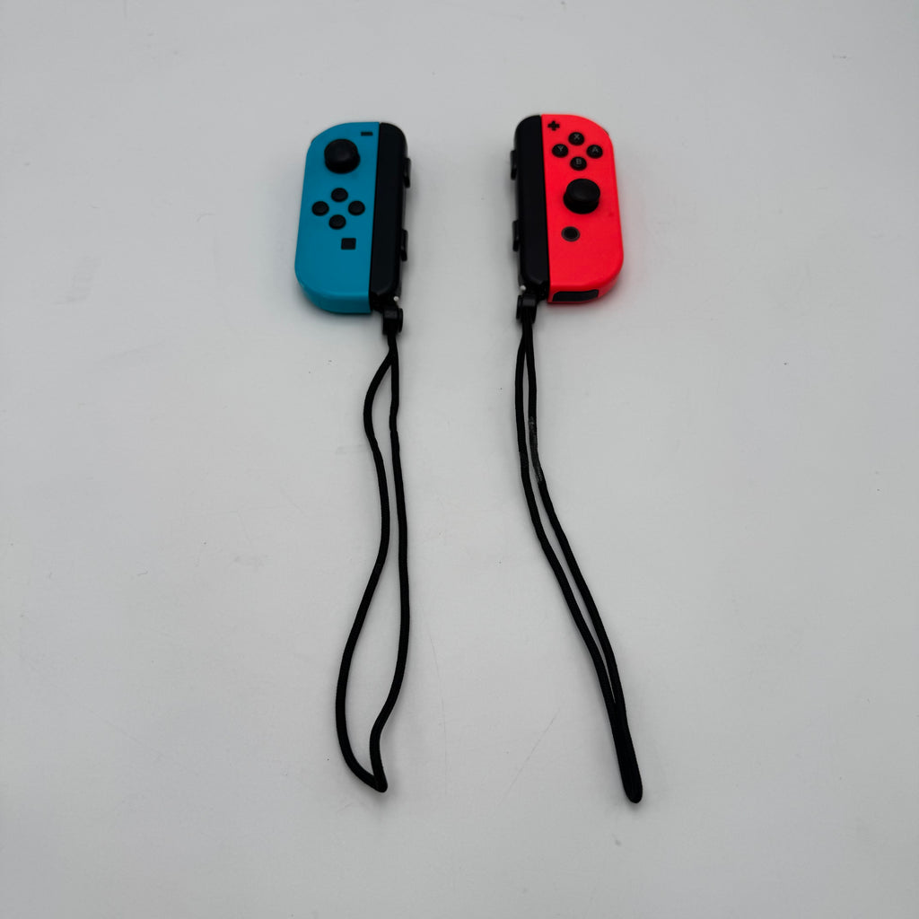 Nintendo Switch (HAC-001) 2017 Console Bundle - READ