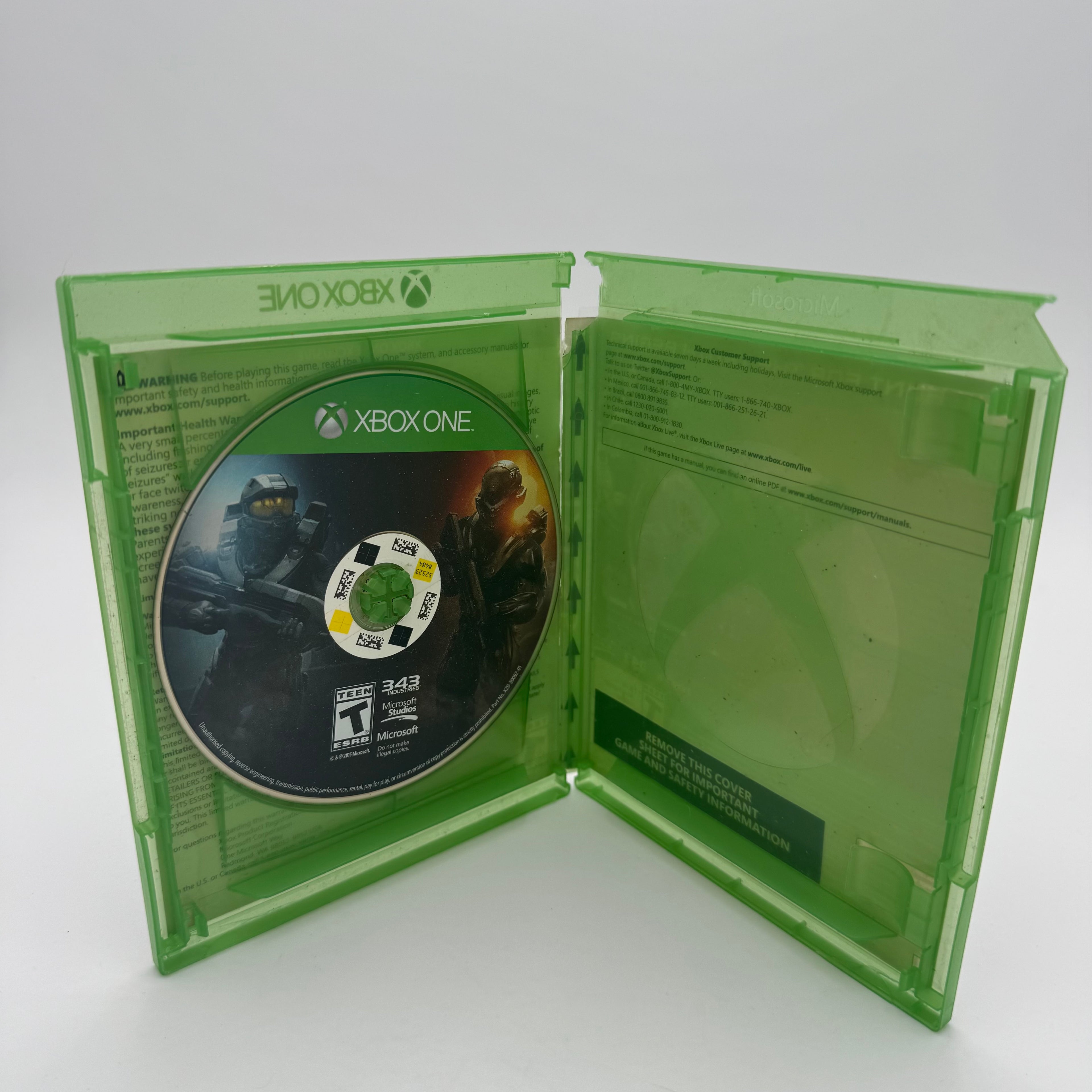 Xbox One Halo 5 Guardians Video Game - Used B - Complete with Case, Manual & Inserts