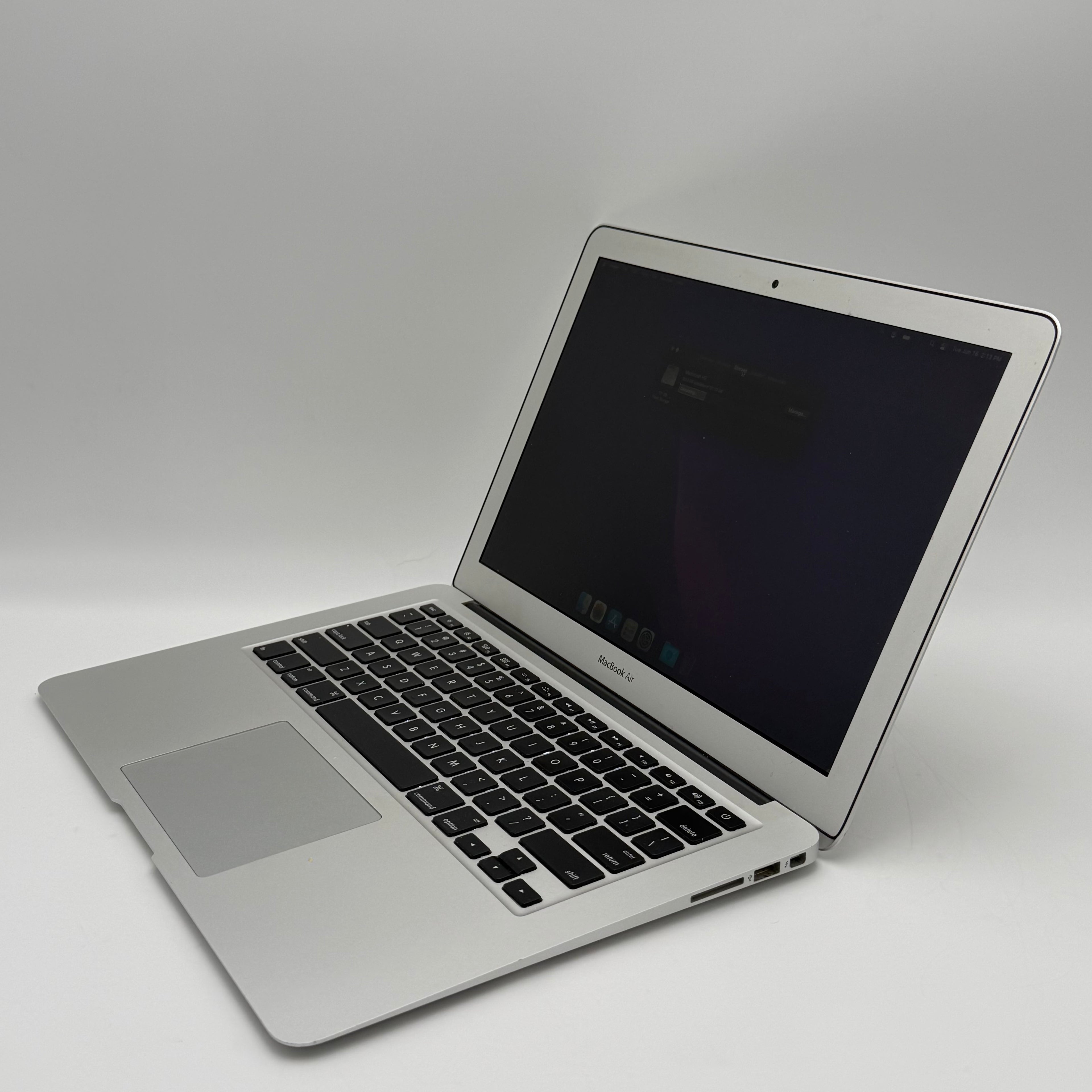 Apple MacBook Air 13" A1466 2017 13-inch 8GB RAM 128GB SSD Silver