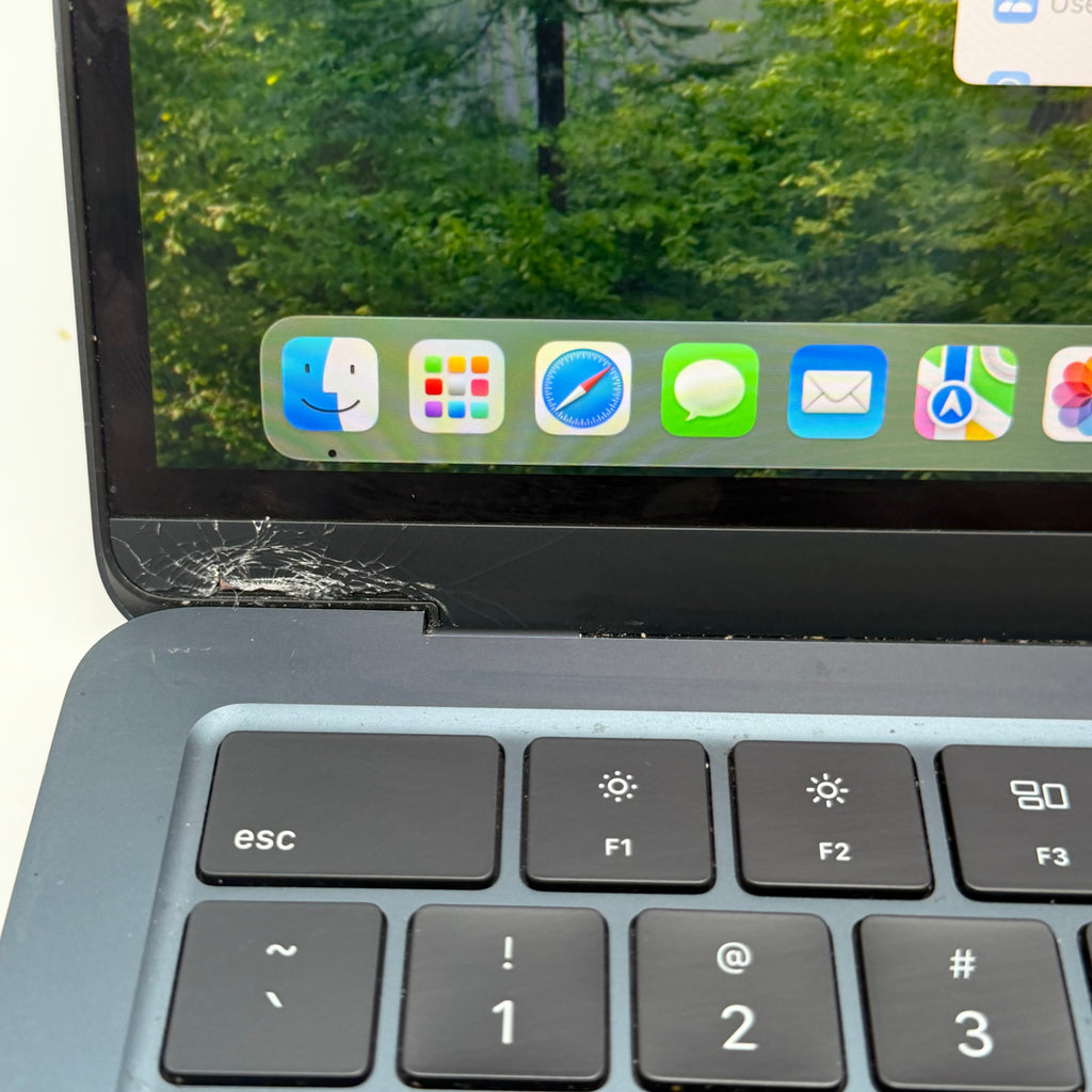 Apple MacBook Air 13" M2 A2681 2023 8GB 256GB Black Broken