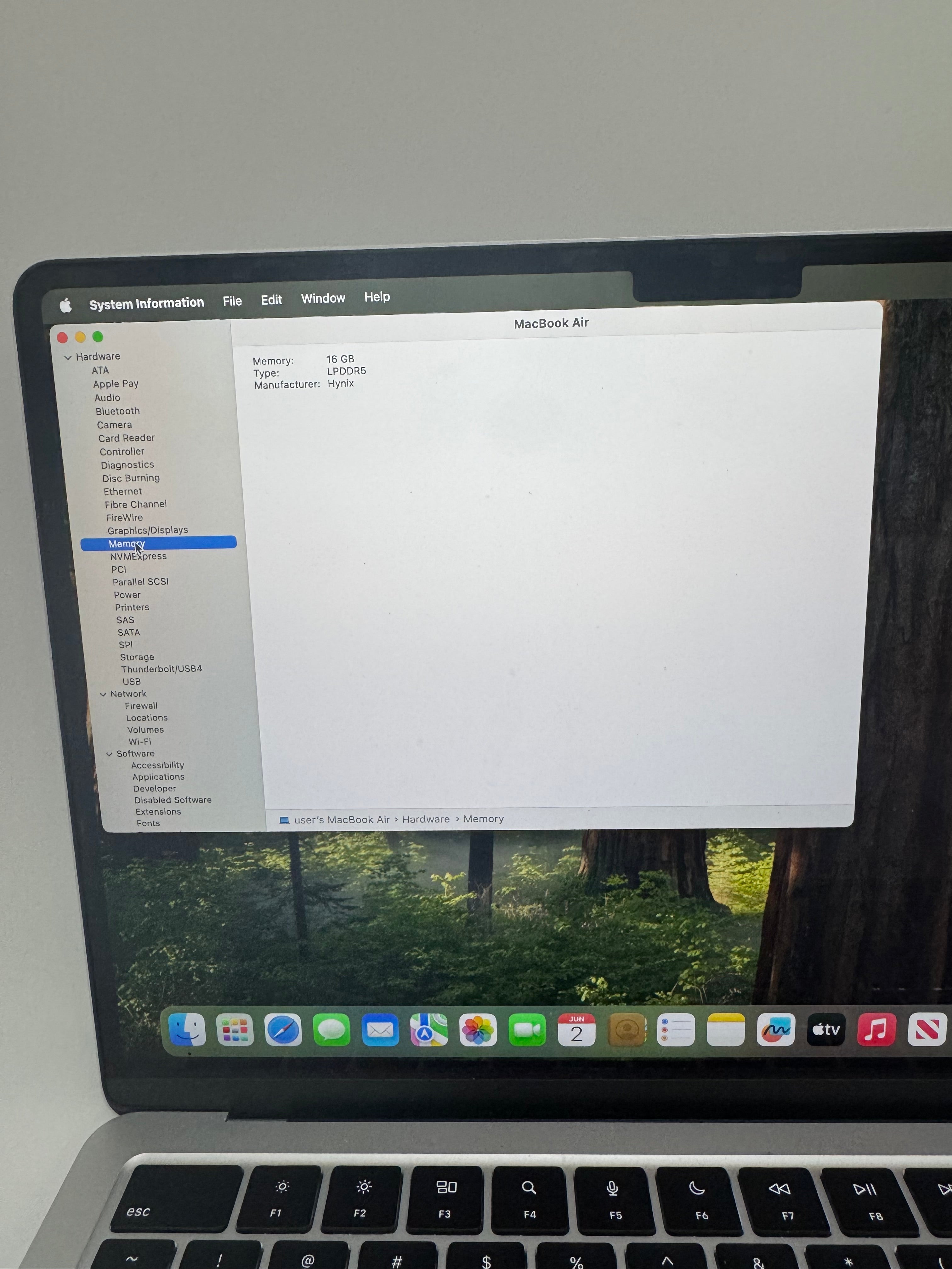 Apple MacBook Air 15-inch M4 A3240 2025 16GB RAM 256GB Silver Used A