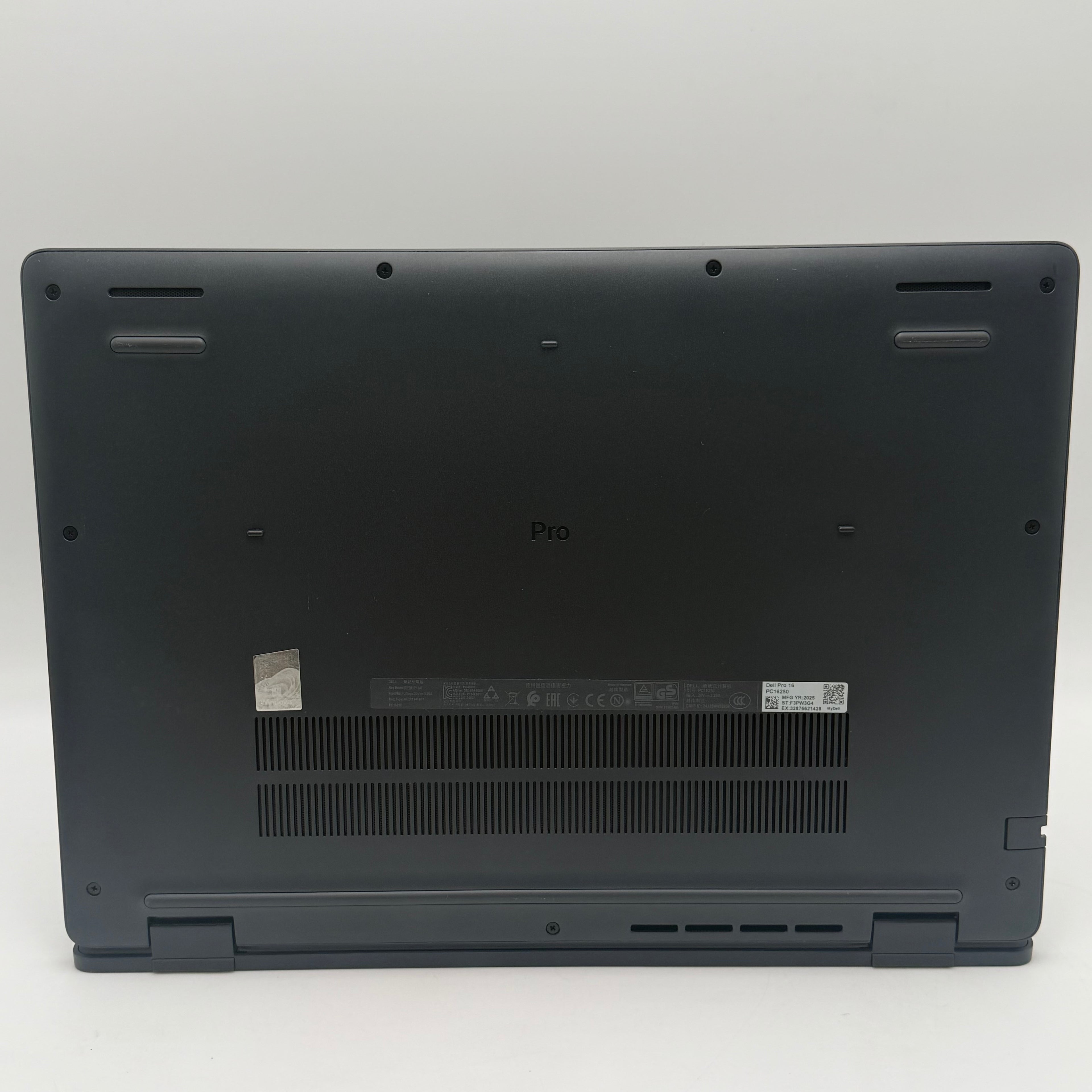 Dell Pro 16 PC16250 16" Laptop Intel Core i3-100U 8GB RAM 256GB SSD Windows 11