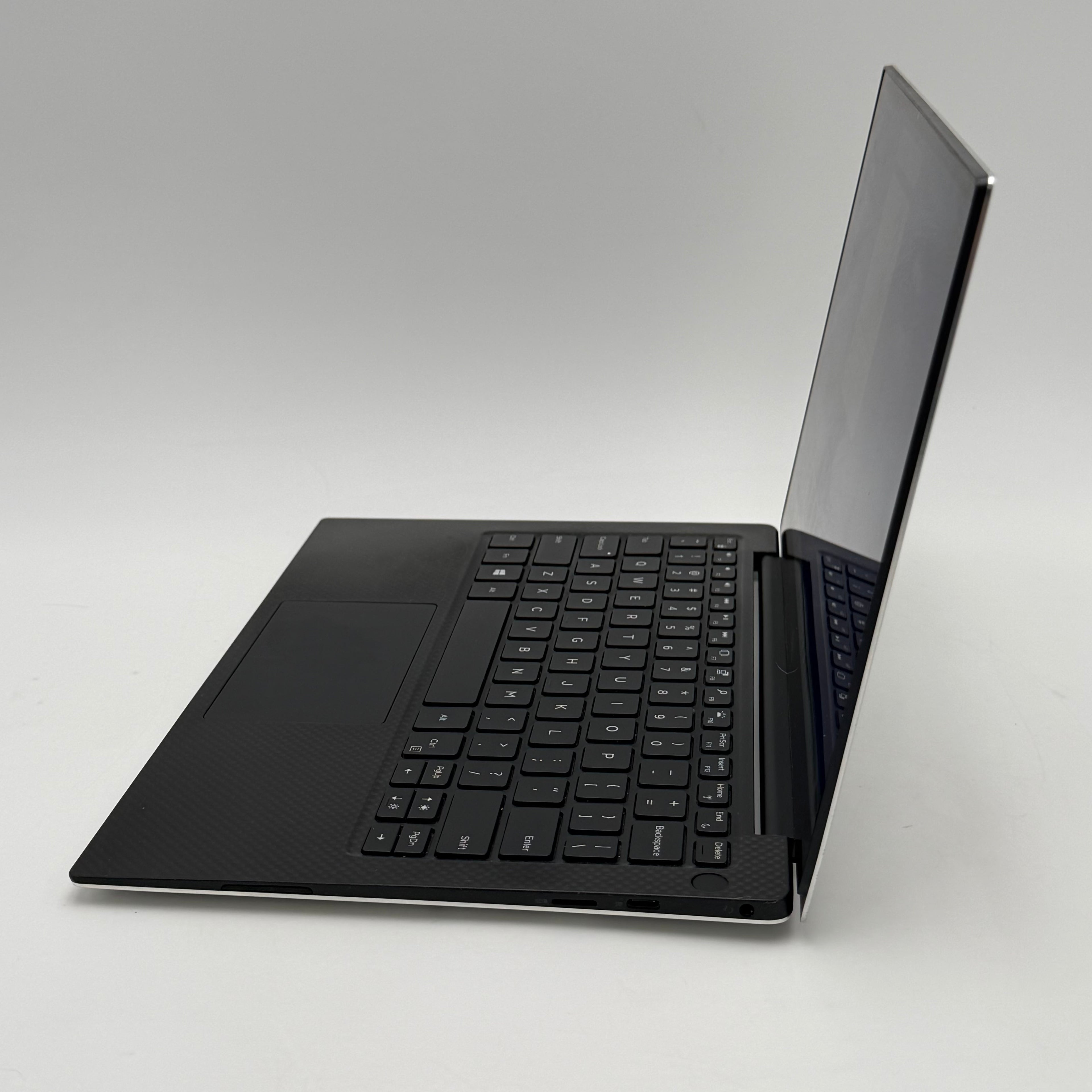 Dell XPS 13 7390 13" Touch Screen Intel i7-10710U Laptop 16GB RAM 512GB SSD Win 11 Charger