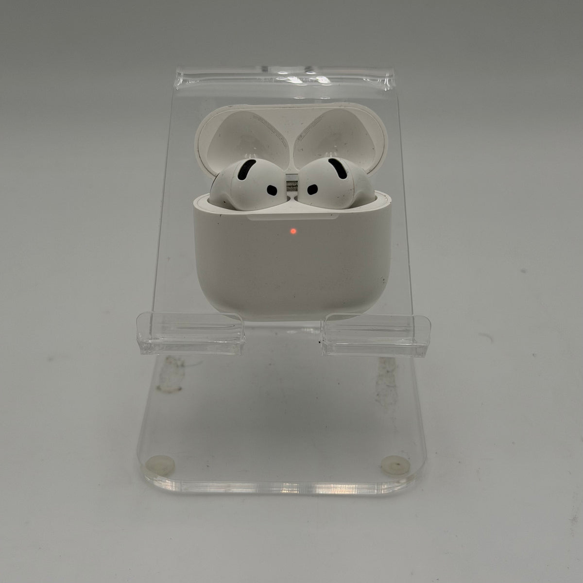 Apple AirPods 4th Gen Complete Set A3055 A3056 A3059 Used - A
