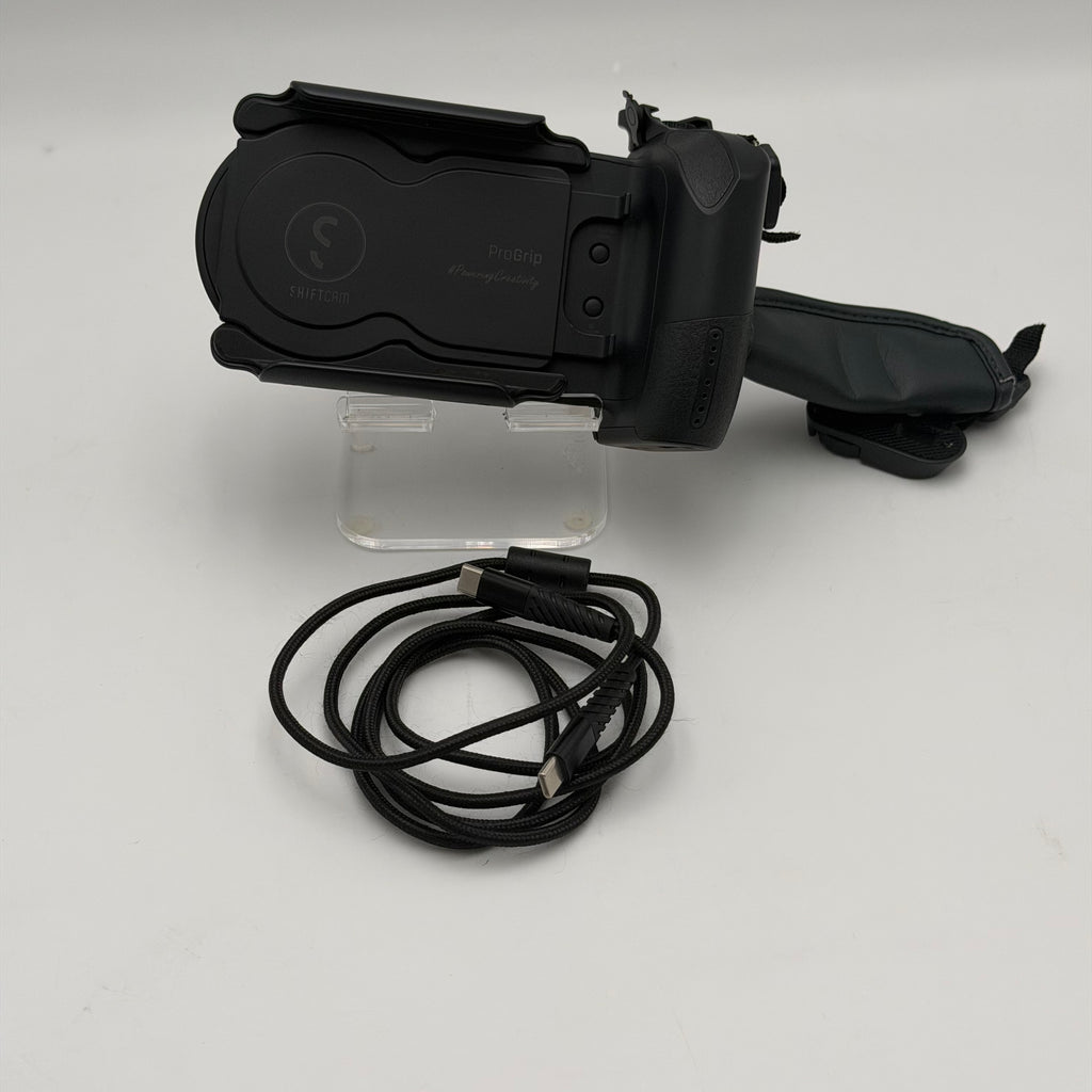 ShiftCam ProGrip Bluetooth Smartphone Camera Grip & Power Bank Unit And Case
