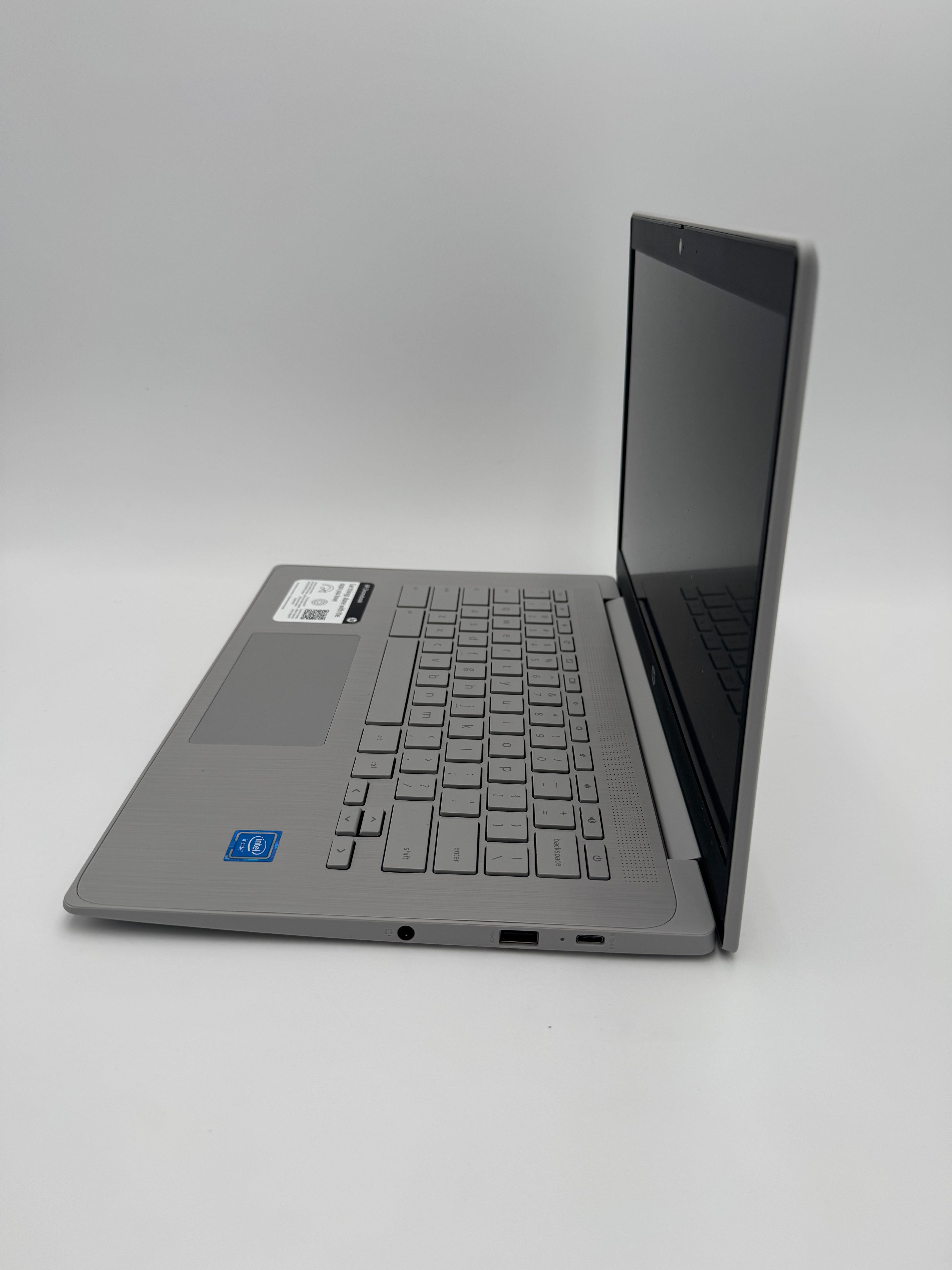 HP 14a-ne0013dx Chromebook 14" Intel Celeron N4120 4GB RAM 64GB Silver Laptop