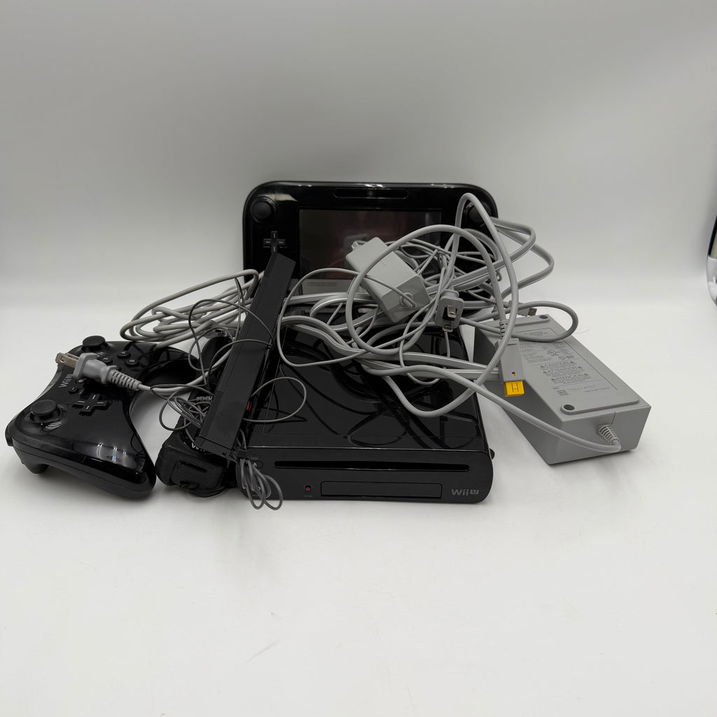 Nintendo Wii U Basic (WUP-101) Black Used - A