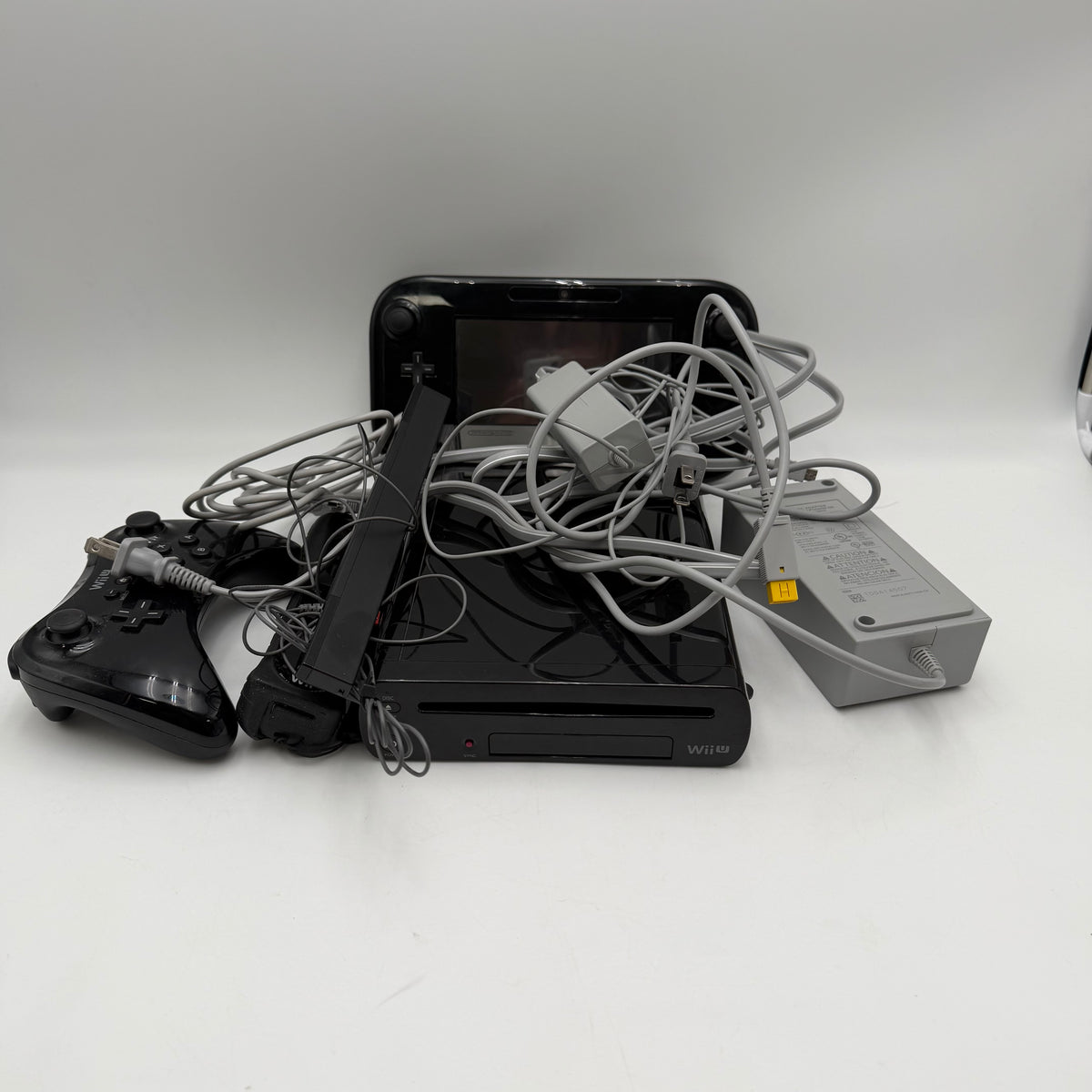 Nintendo Wii U Basic (WUP-101) Black Used - A