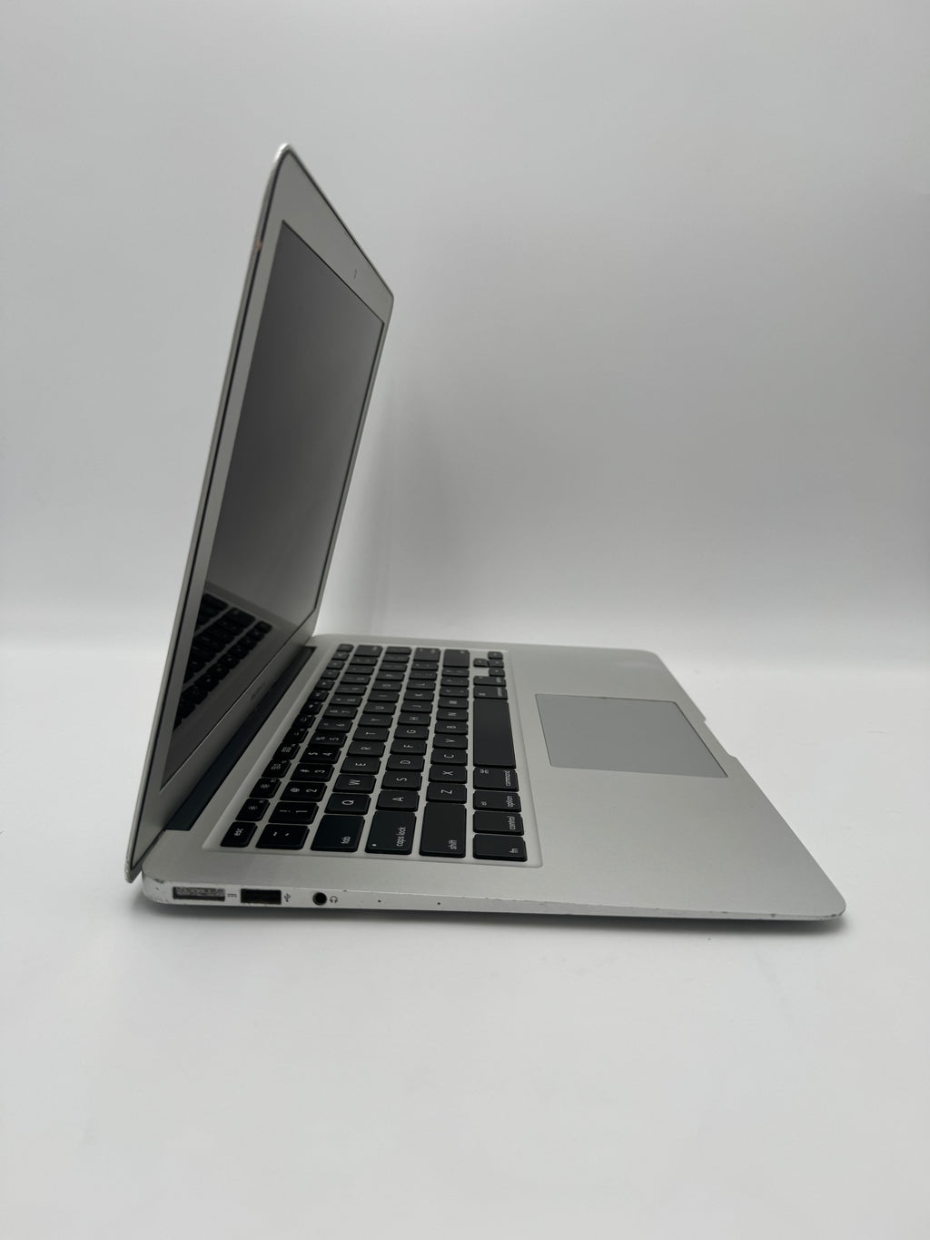 Apple MacBook Air 13" A1466 2012 128GB 4GB Core i3 Silver