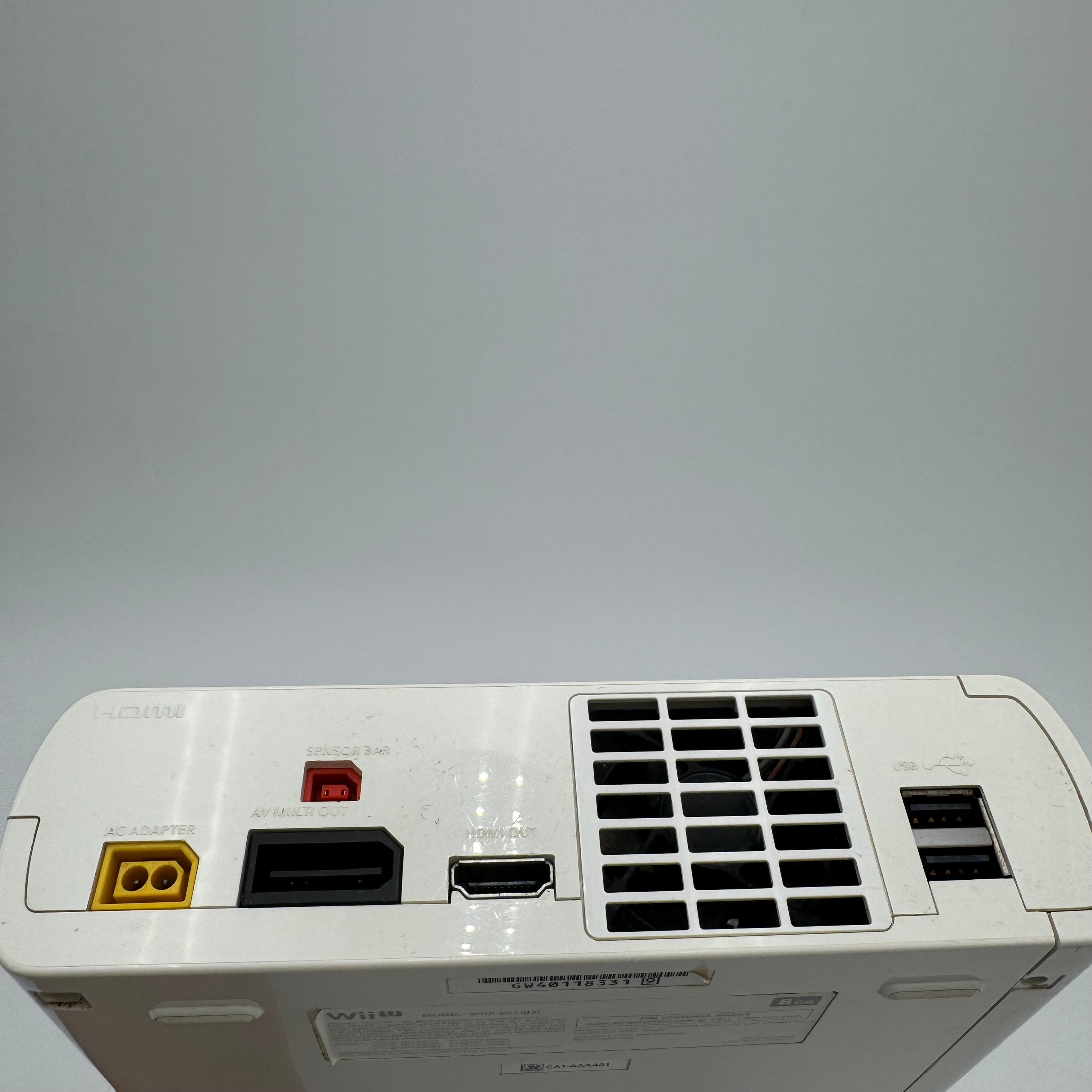 Nintendo Wii U 8GB White Console (WUP-001) NTSC-U - Untested - w Gamepad Controller - Complete Set