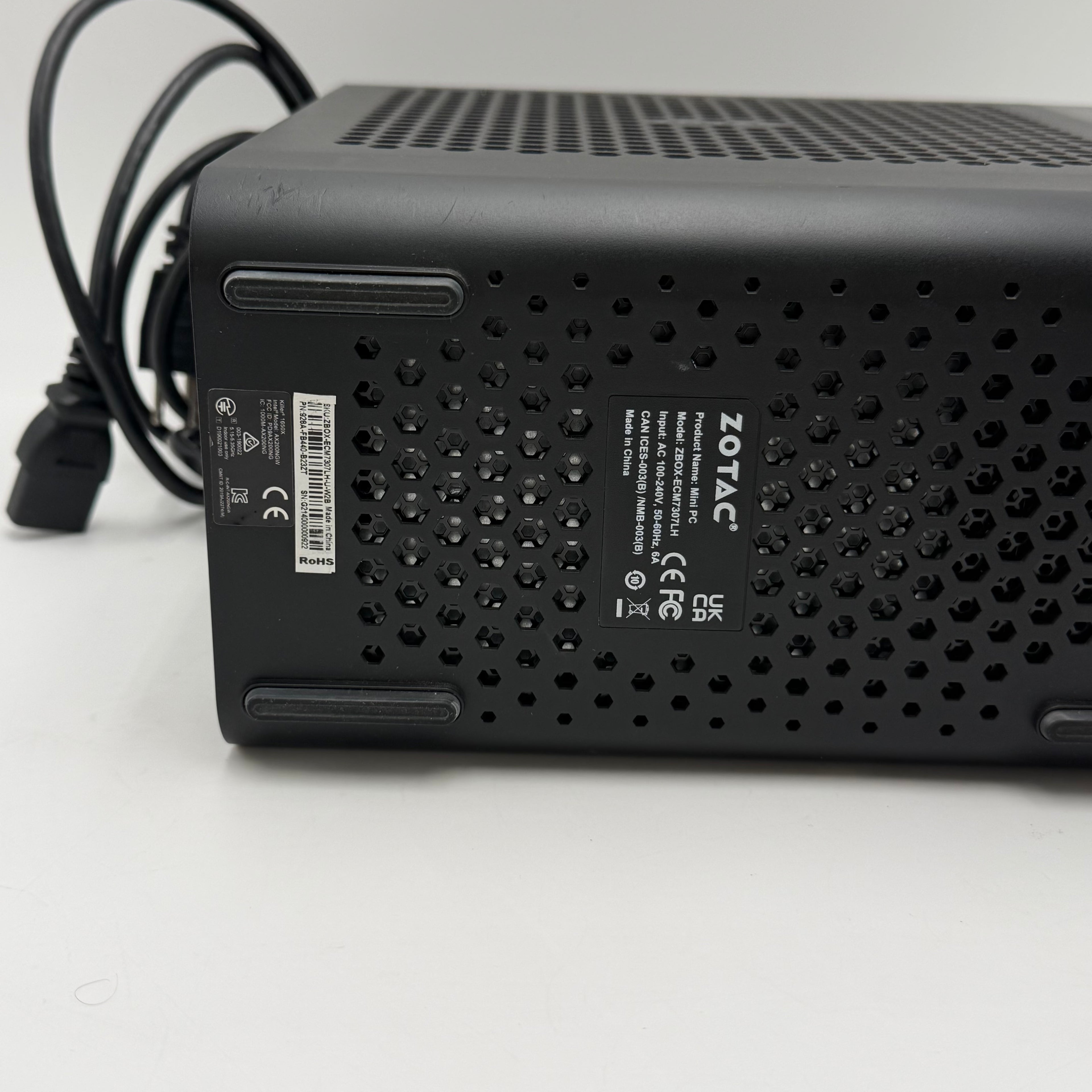 Zotac ZBOX Magnus One Mini PC Gaming Computer 16GB 1TB i7 RTX 3070