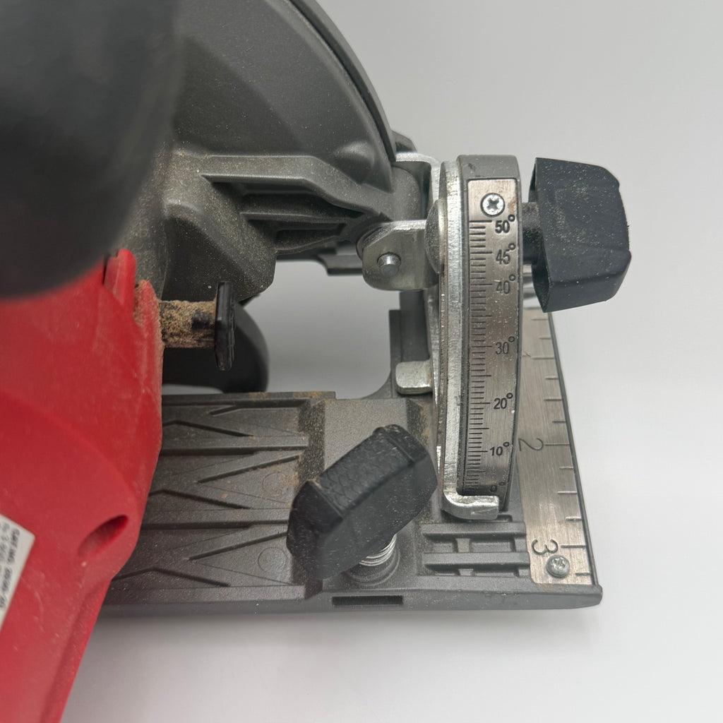 Milwaukee 2530-20 Circular Saw 5-3/8" Used A