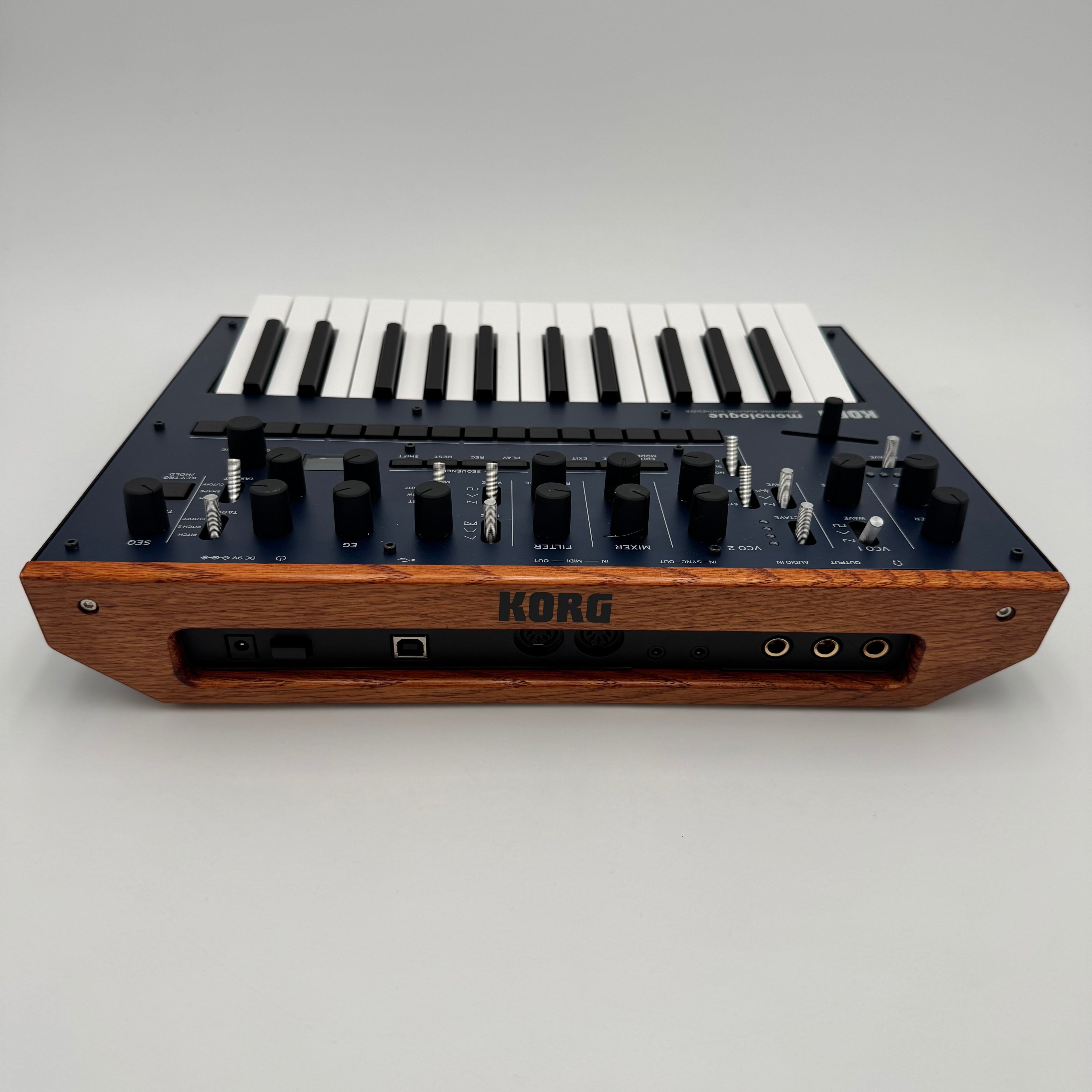 Korg Monologue Monophonic 25 Key 16 Step Sequencer Midi Analog Synthesizer Blue Tested Works