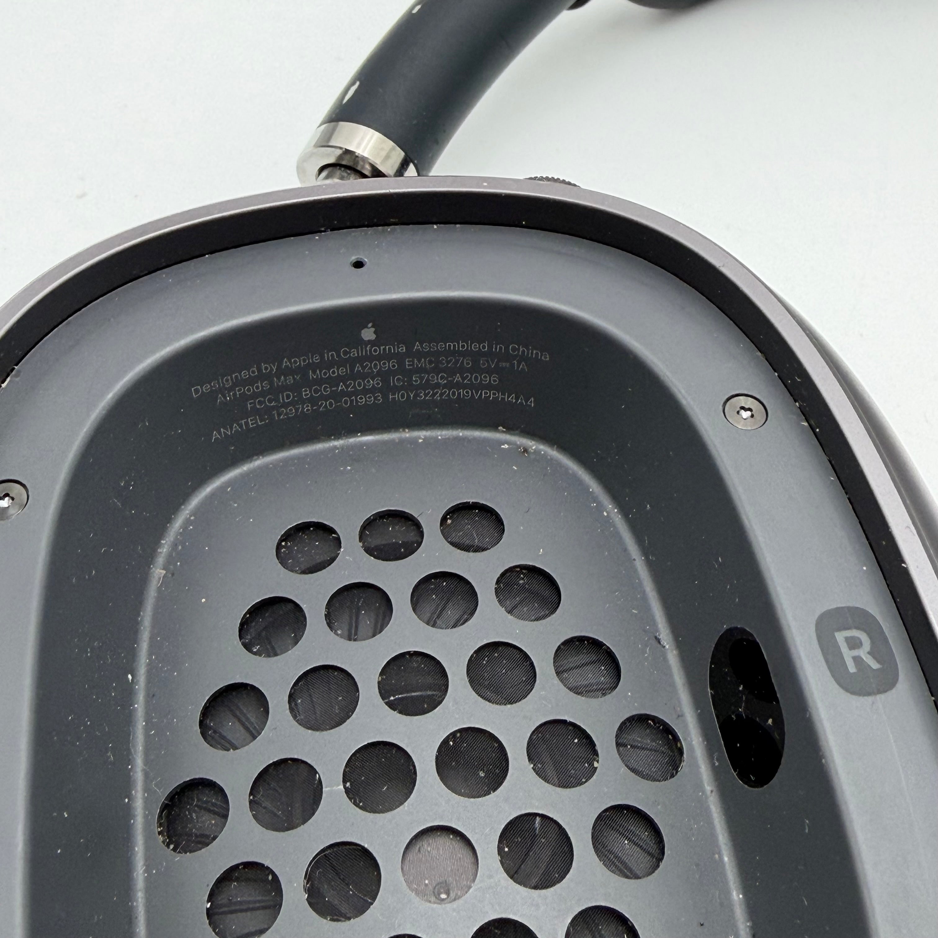 Apple AirPods Max A2096 (2020) Over-Ear Headphones - Powers on - No audio