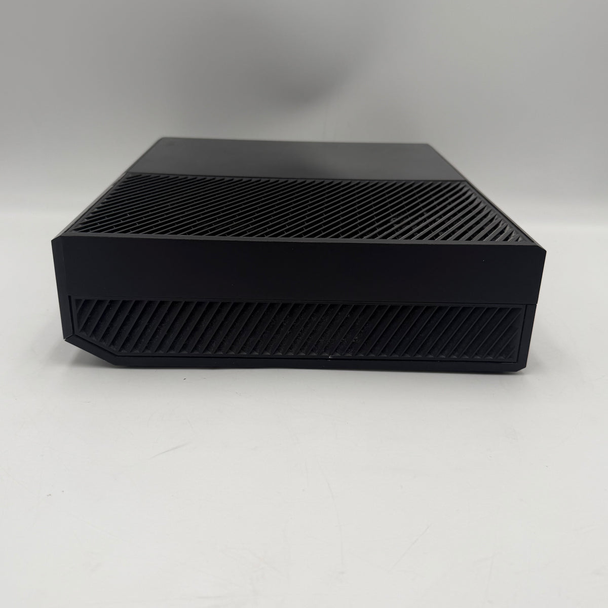 Microsoft Xbox One (1540) 2013 Video Game System