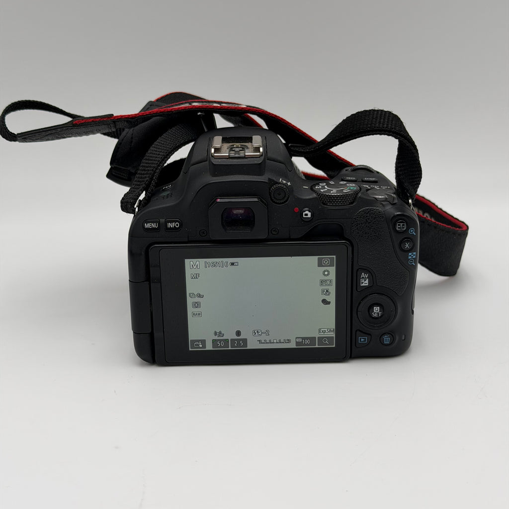 Canon EOS Rebel SL2 Digital Camera with EF 85mm 1:1.8 Lense
