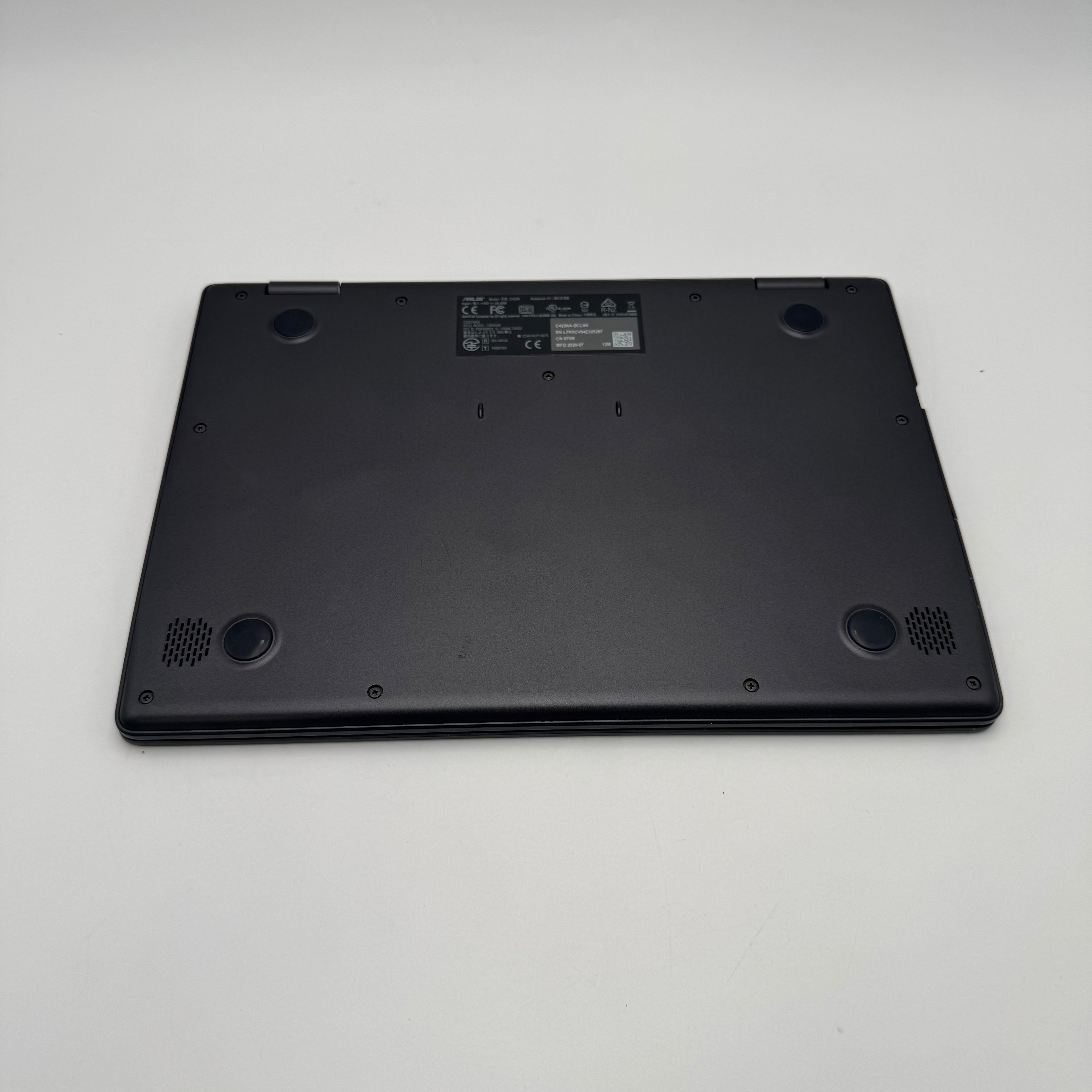 Asus Google Chromebook C423N Intel Celeron Laptop - Good Condition