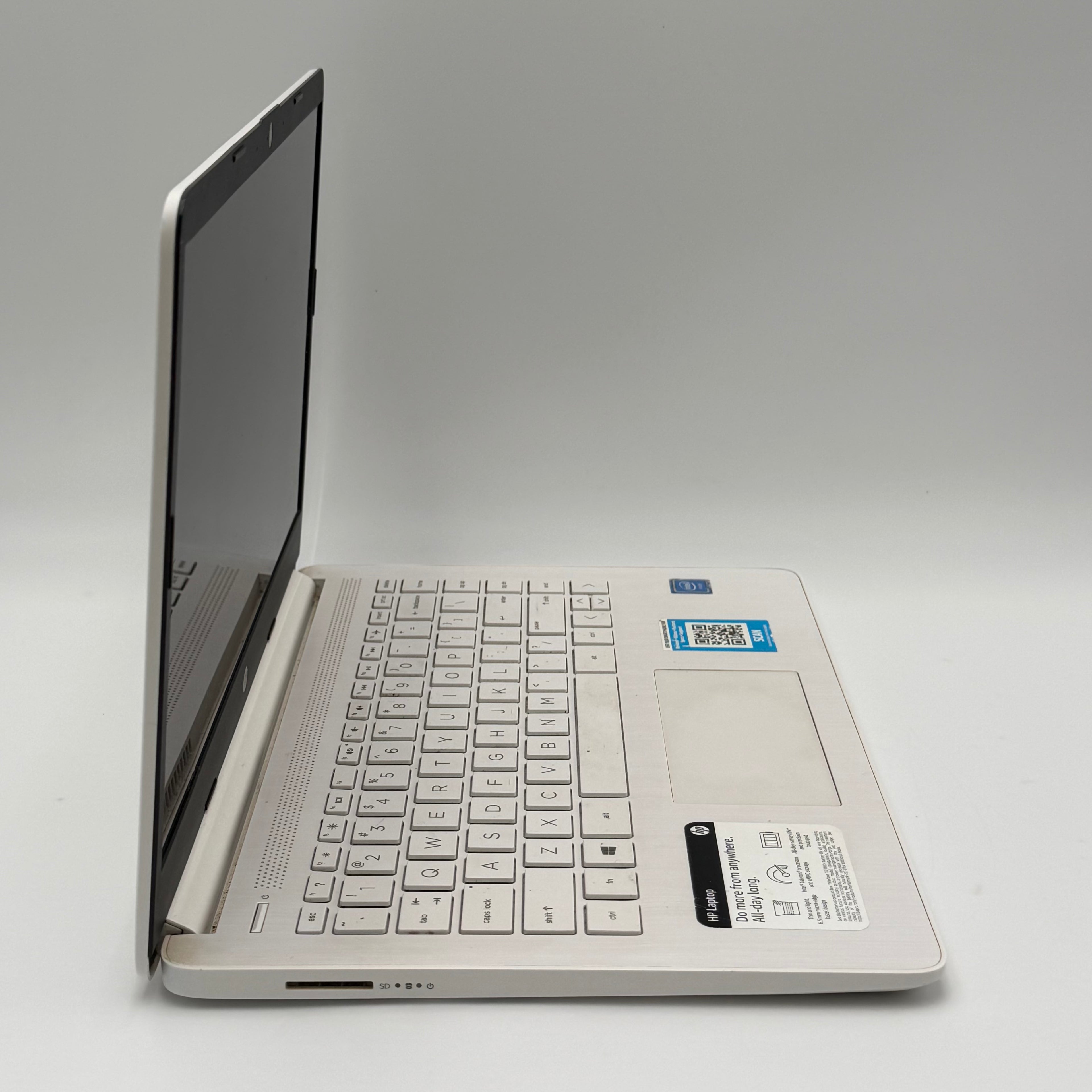 HP 14-dq0002dx Laptop 64GB White - With Charger