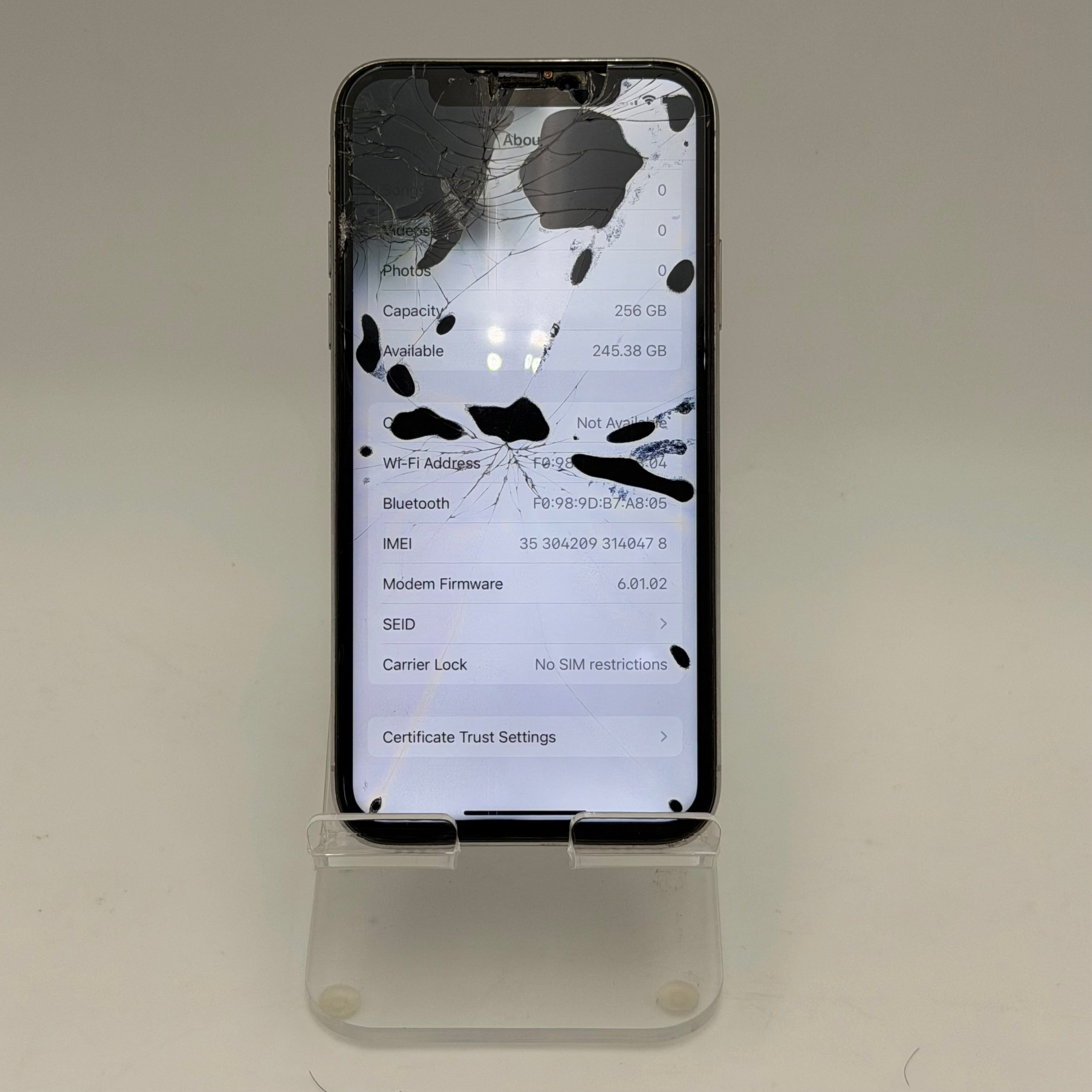 Apple iPhone X 64GB Black - Broken