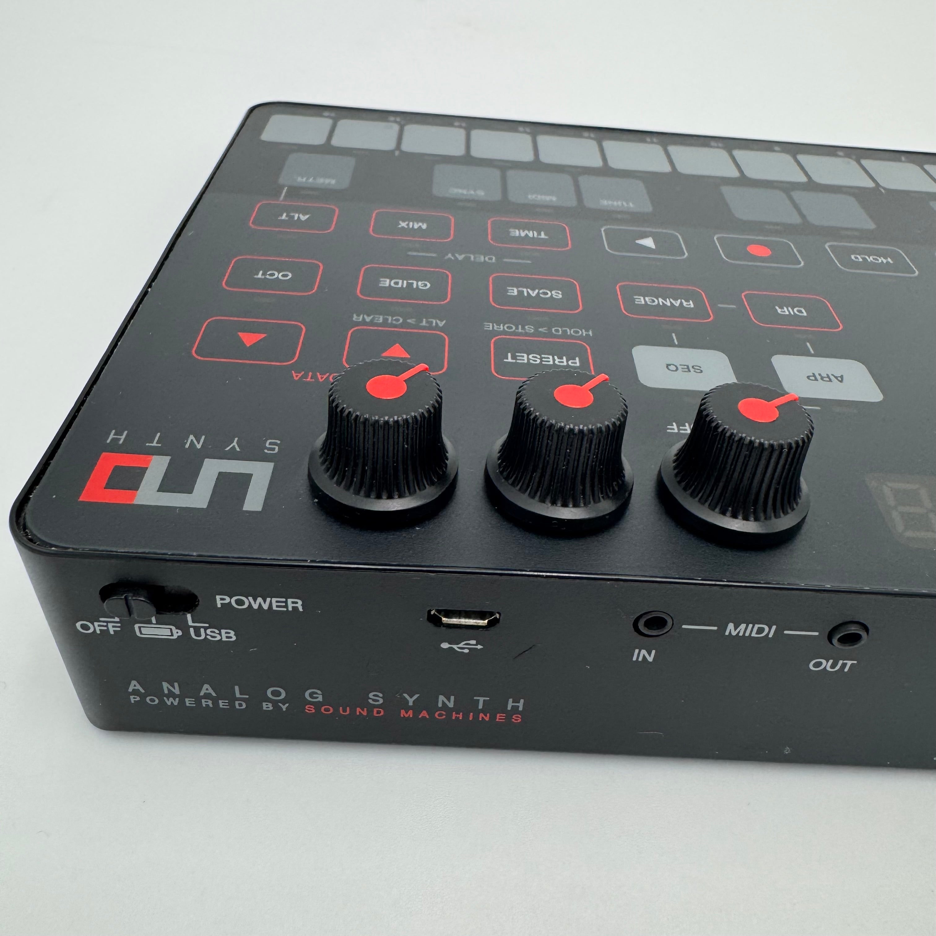 IK Multimedia UNO Synth Portable Analog Synthesizer - Black