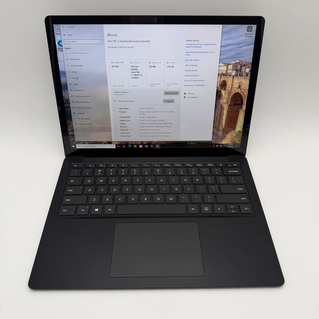 Microsoft Surface Laptop 4 1951 13" Intel Core i7-1185G7 11th gen 3.00 GHz 16GB RAM 256GB