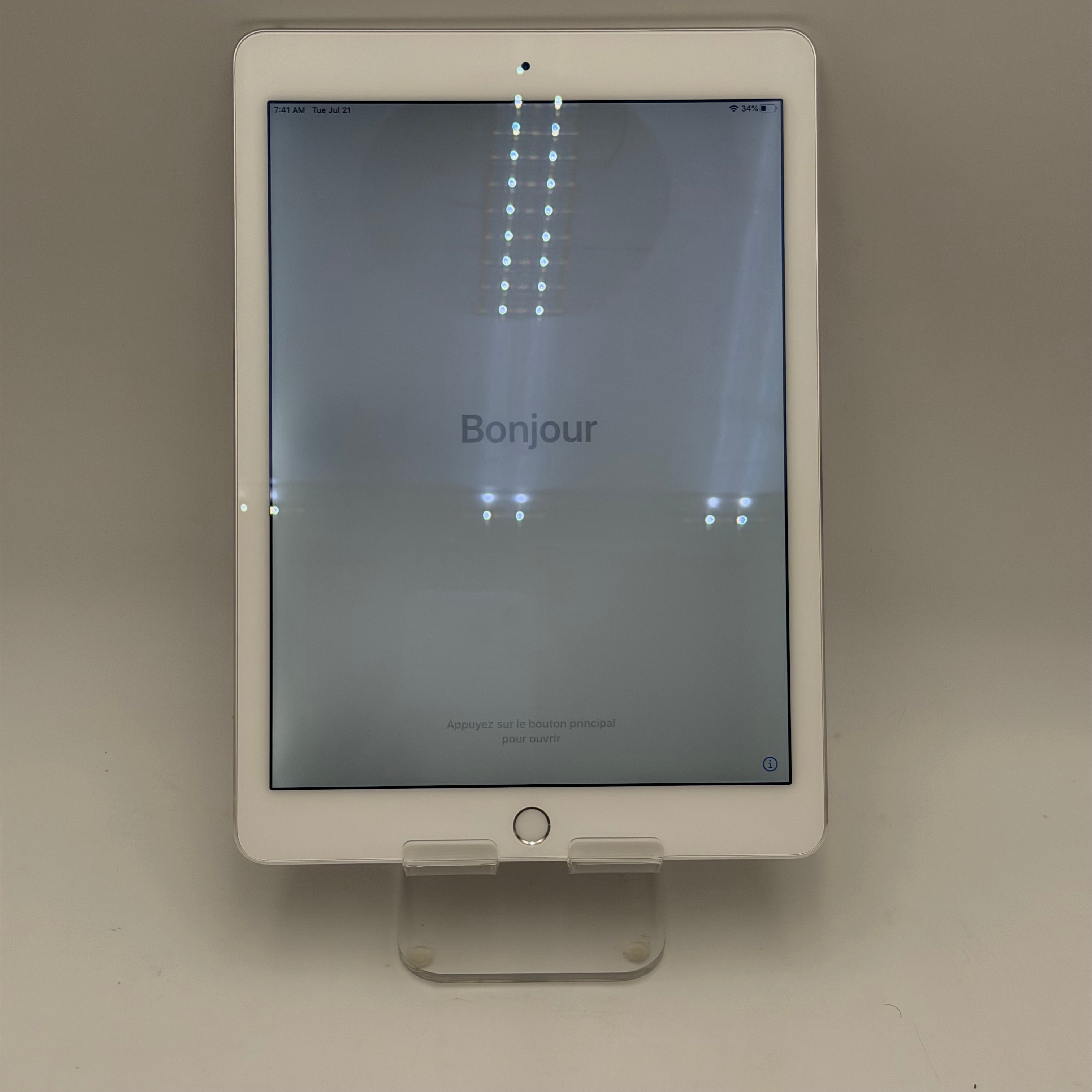 Apple iPad Air 2nd Gen A1566 (2014) Silver Used A