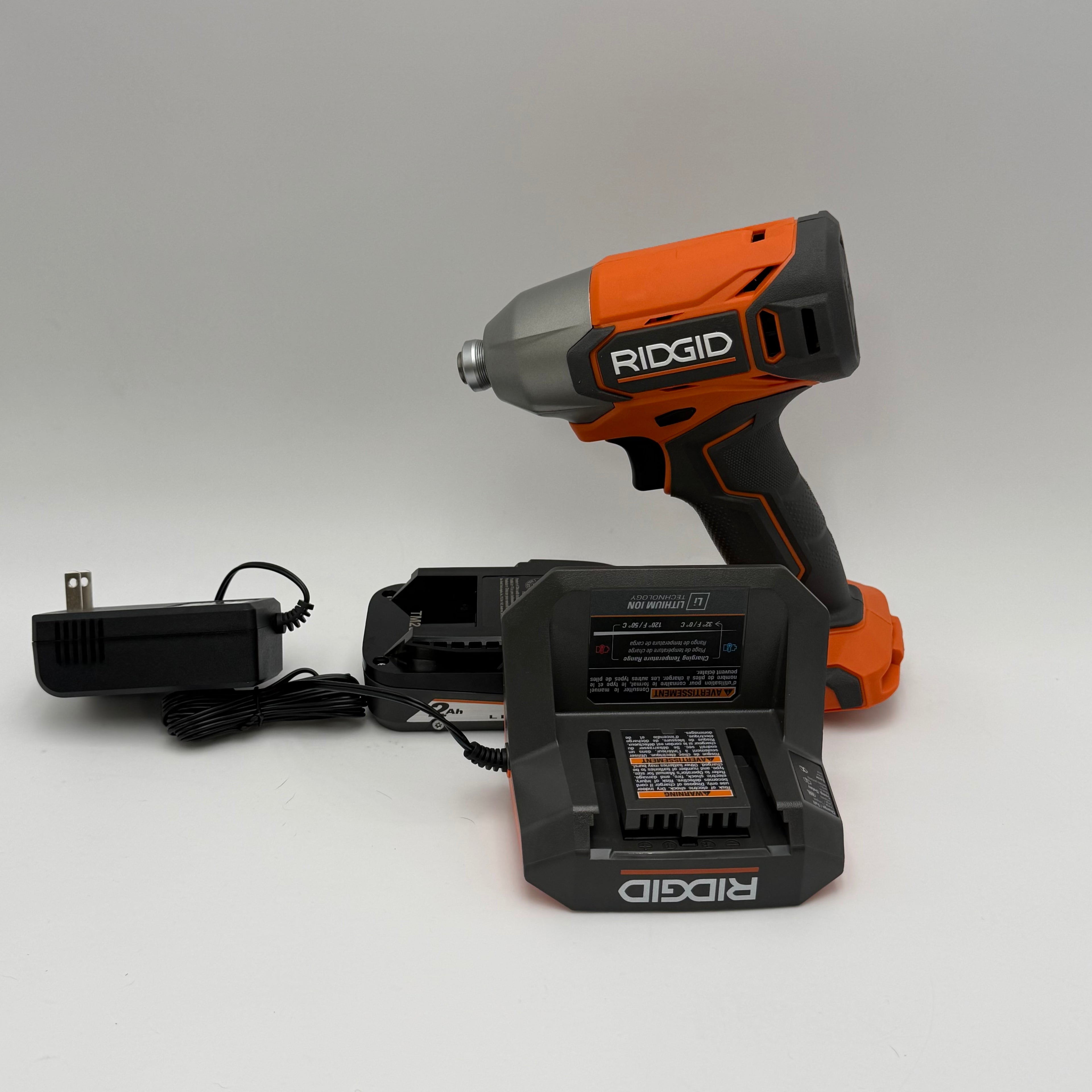 RIDGID R860021 18V Impact Driver Kit - Great Condition