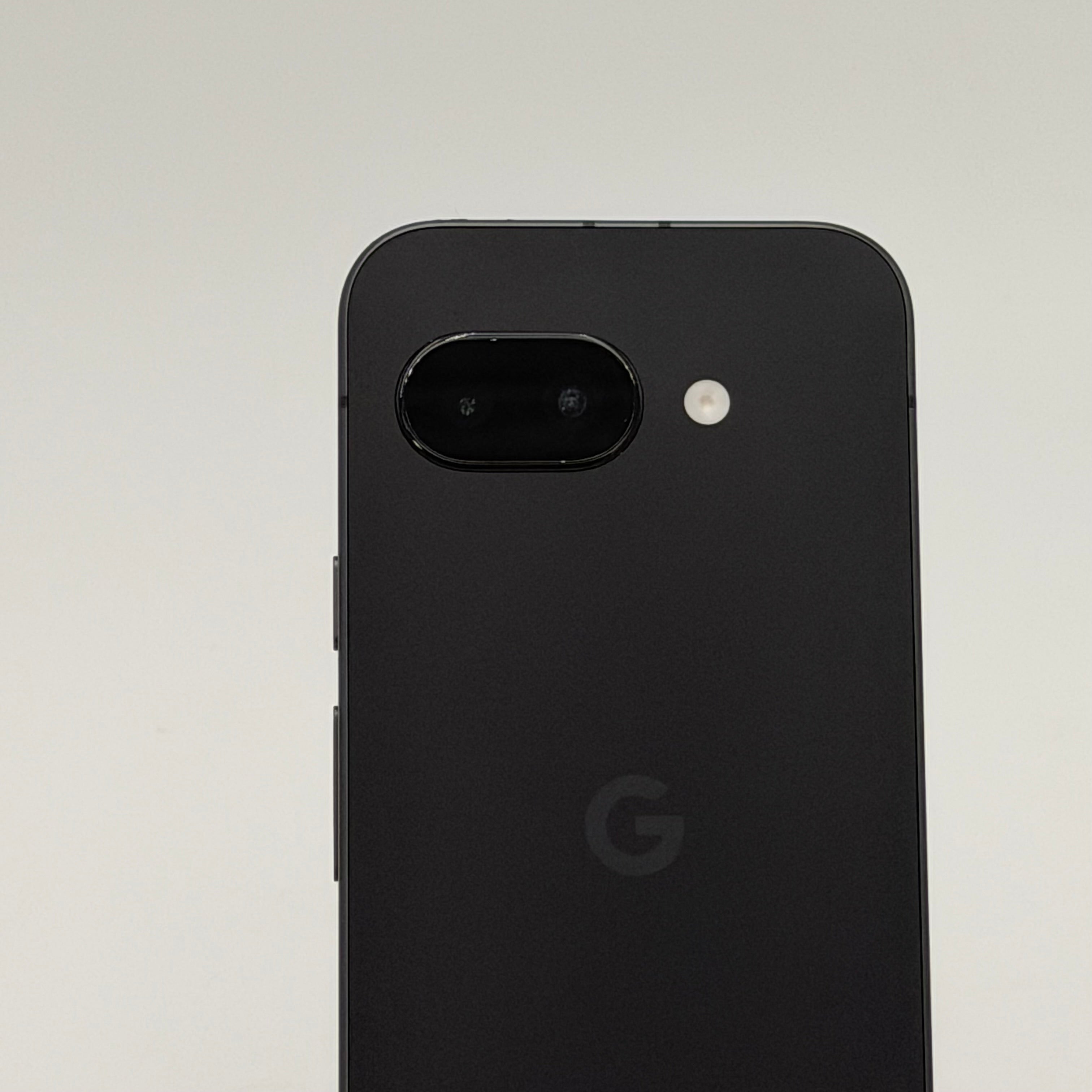 Pixel 9a Obsidian 128GB (T-Mobile) For Parts Read