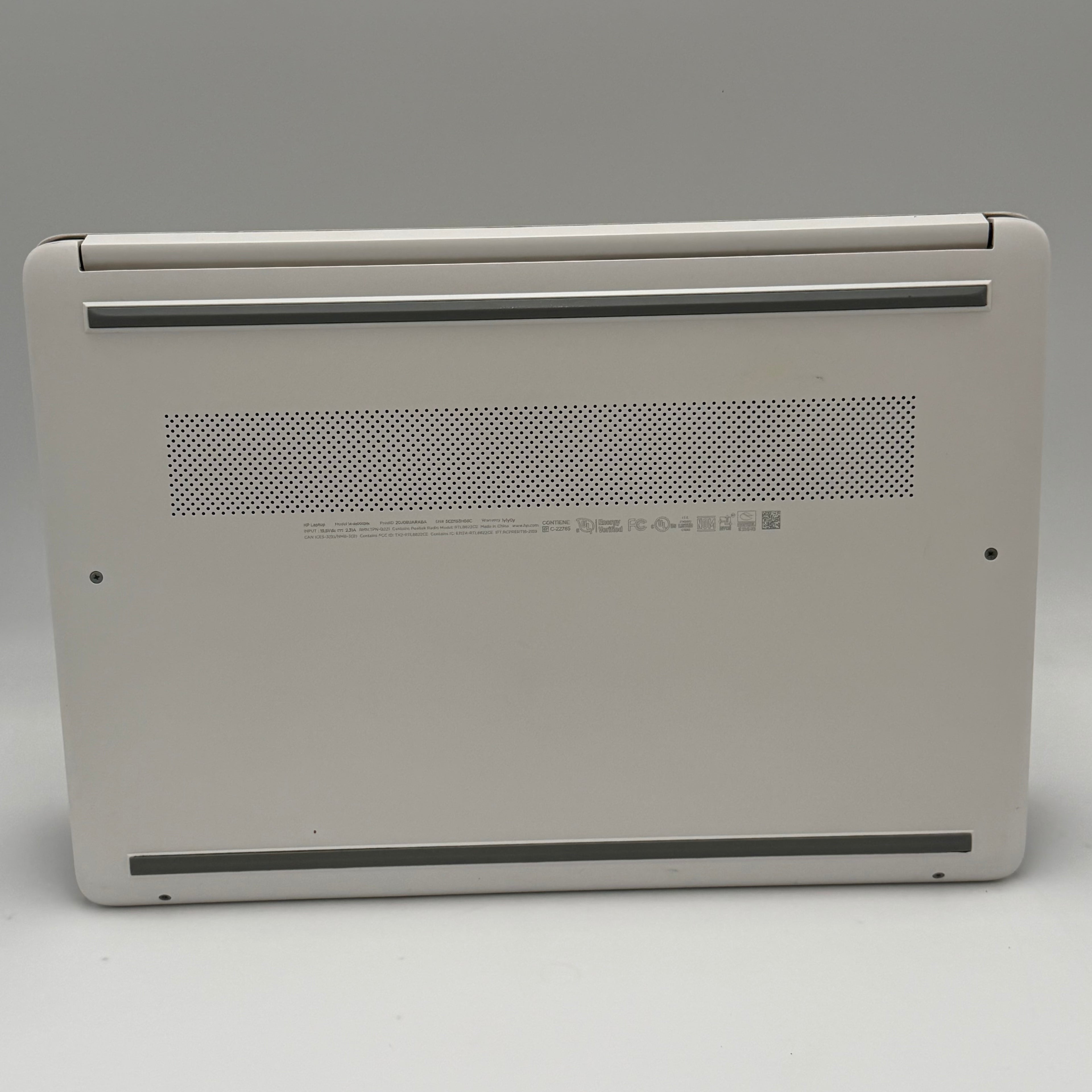 HP 14-dq0002dx Laptop 64GB White - With Charger